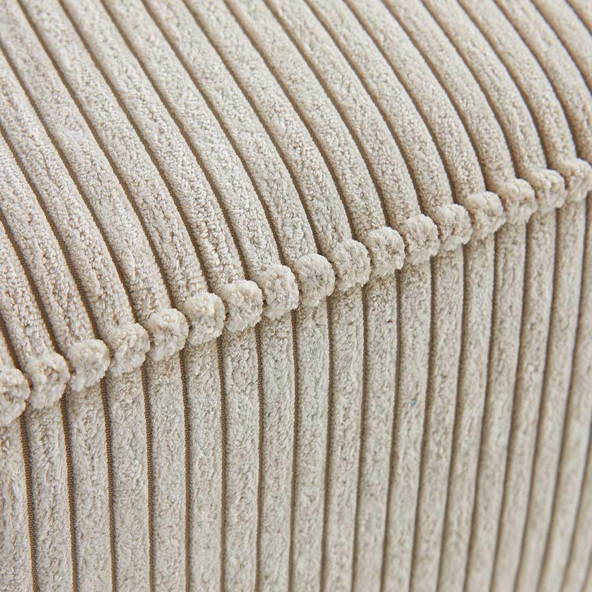 Voir la diapositive 5 : BEST MOBILIER Charlie - pouf - pieds hauts - en velours côtelé