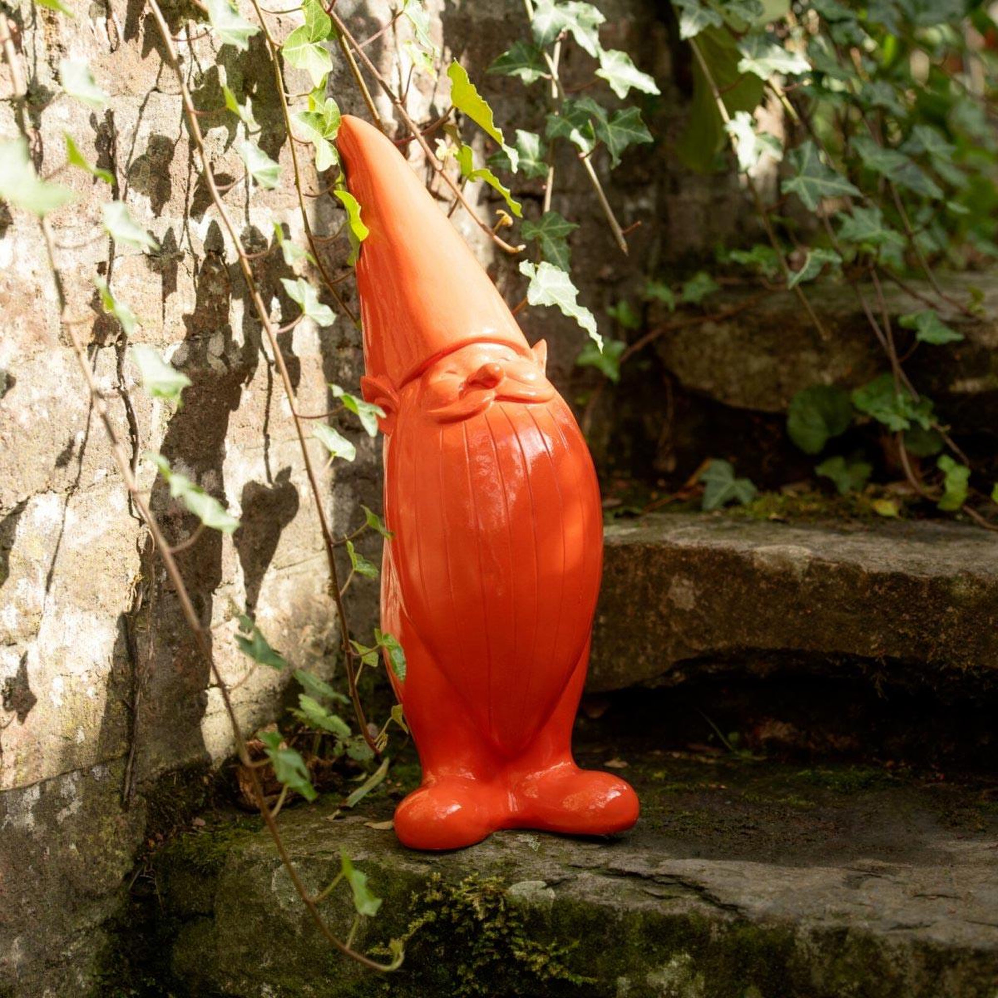 Voir la diapositive 4 : J-LINE Statuette lutin d'extérieur  gnomo  34cm orange