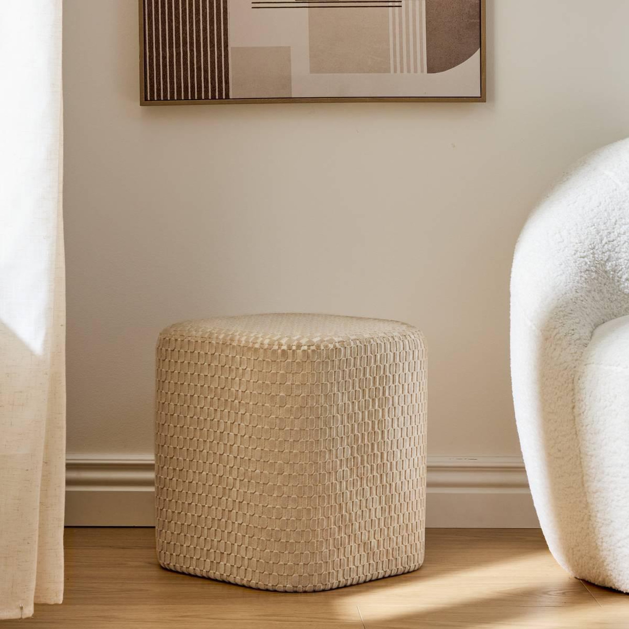 Voir la diapositive 4 : ATMOSPHERA Pouf en Velours  Selia  38cm Ivoire