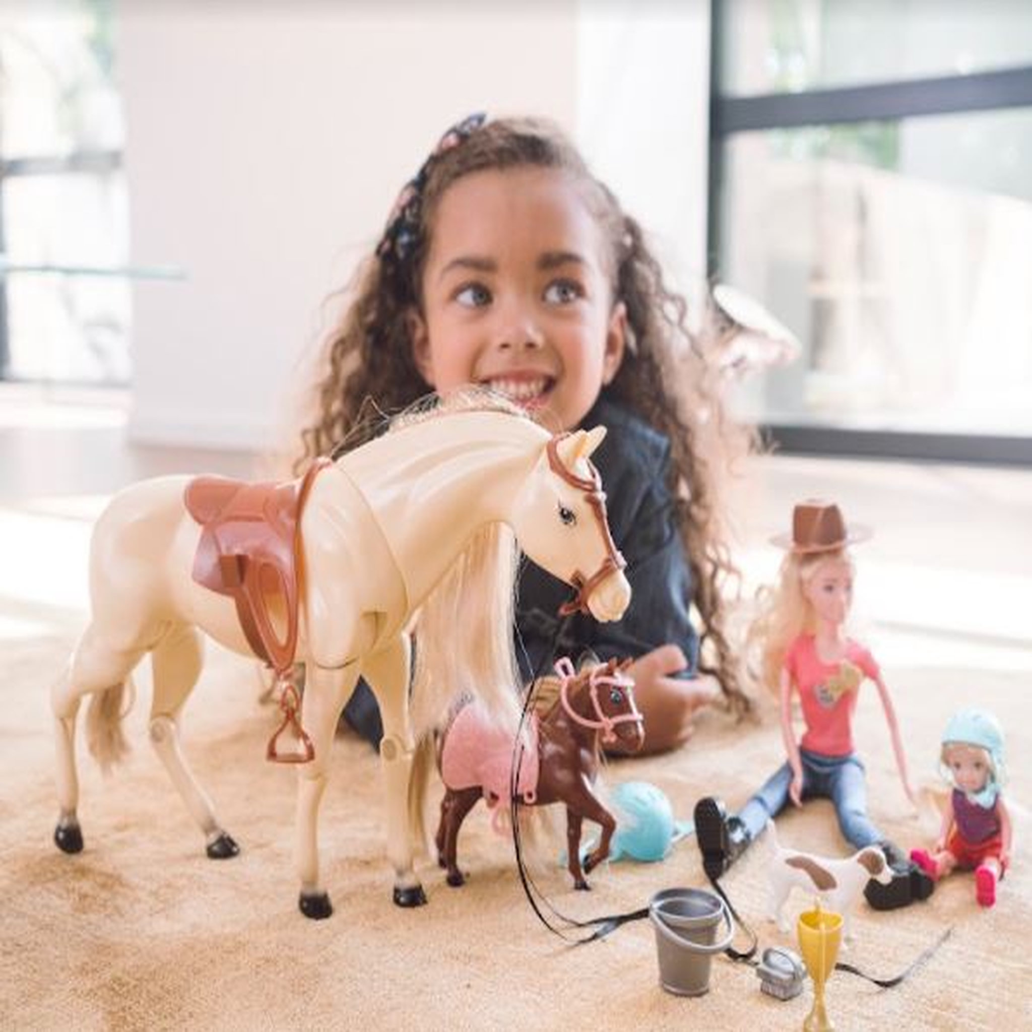 Voir la diapositive 3 : One Two Fun Set cheval et poupée mannequin + accessoires