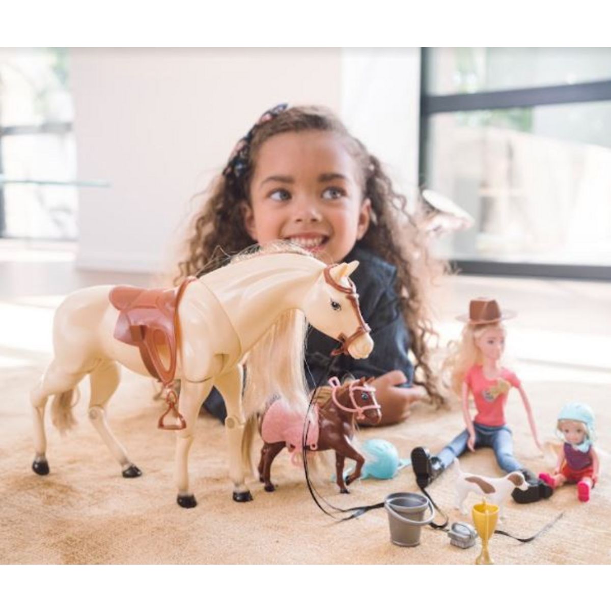 One Two Fun Set cheval et poupée mannequin + accessoires