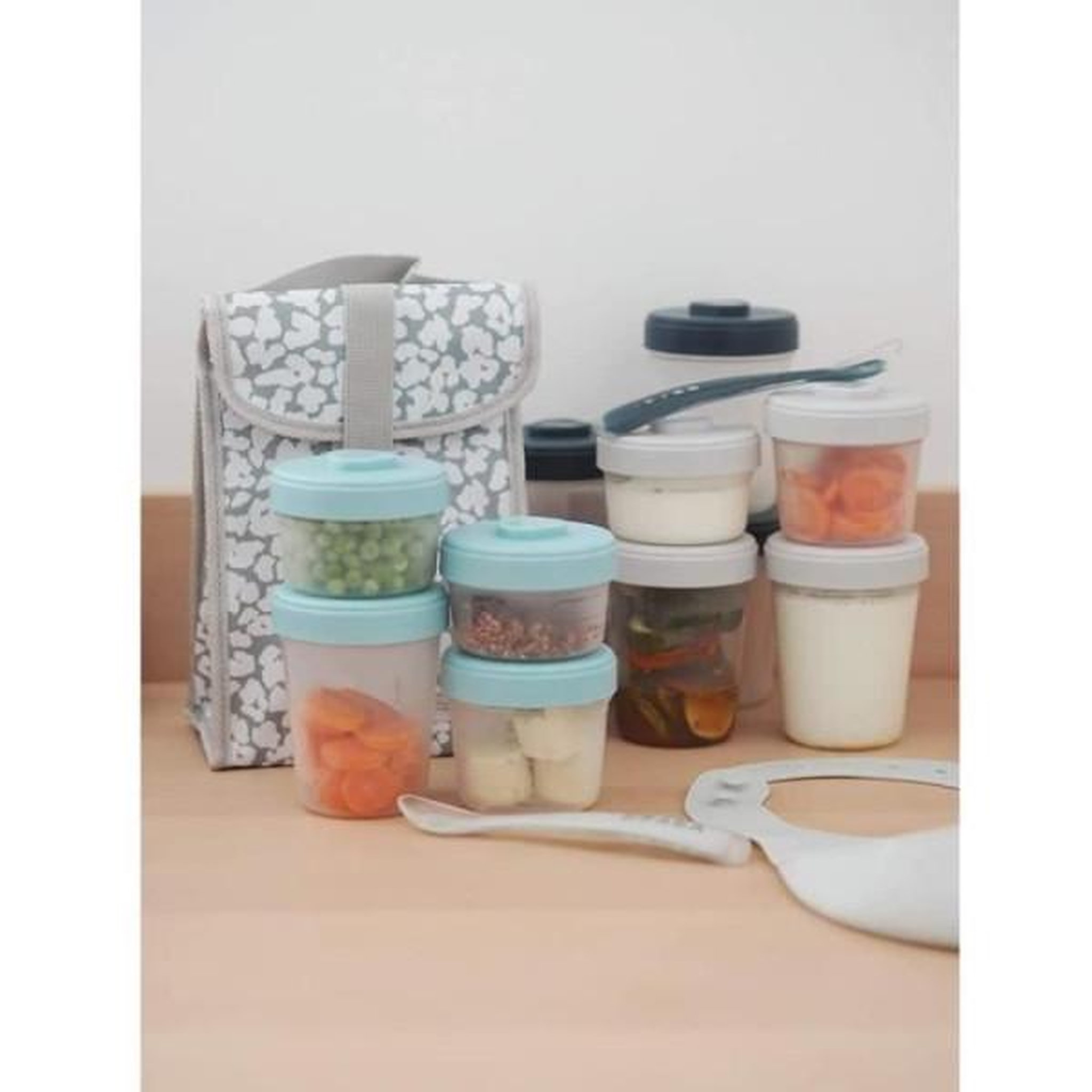 Voir la diapositive 4 : MARKET24 Béaba - lot 12 portions conservation et 2 cuilleres silicone - pack 1er repas - storm