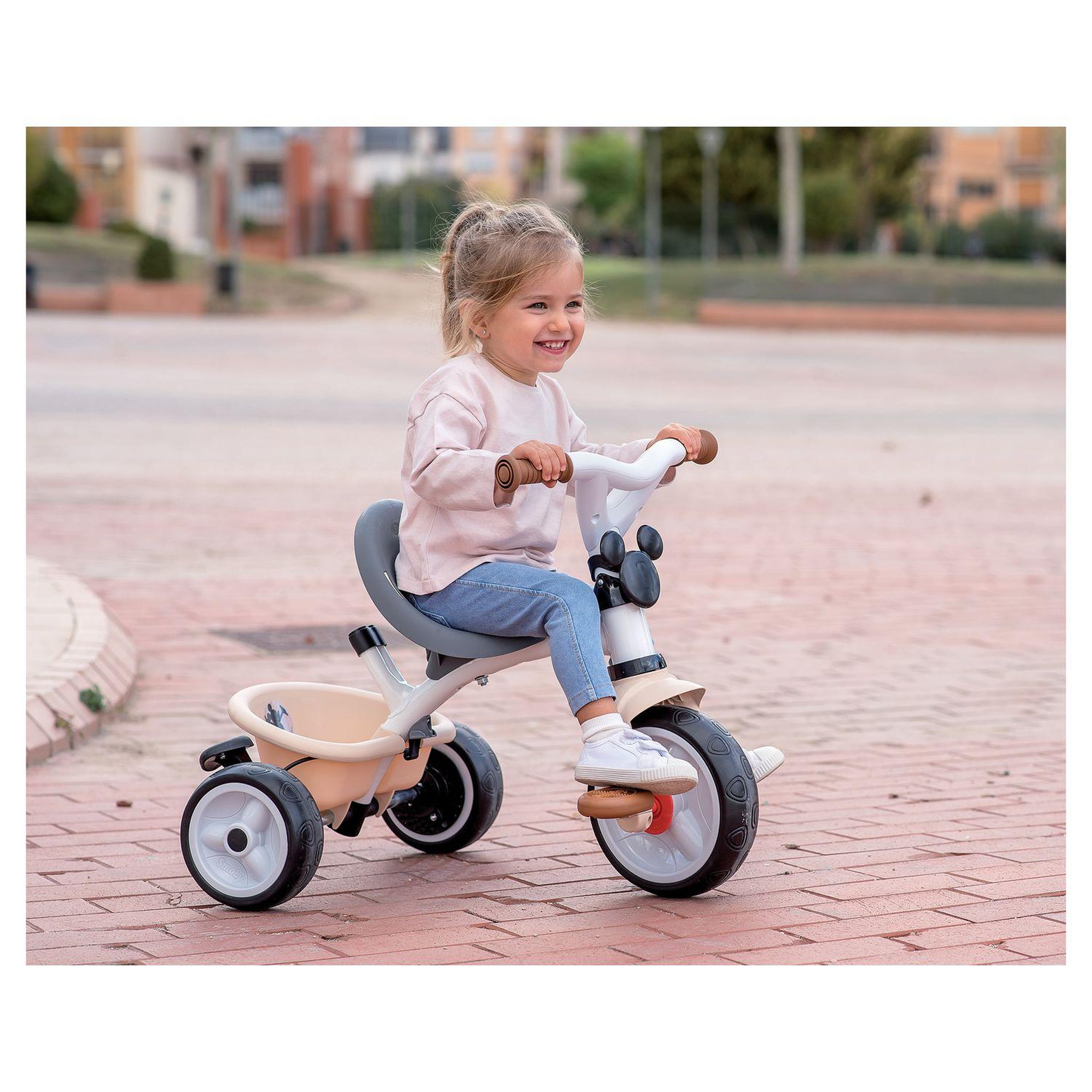 Voir la diapositive 6 : SMOBY Tricycle Baby balade plus Mickey 