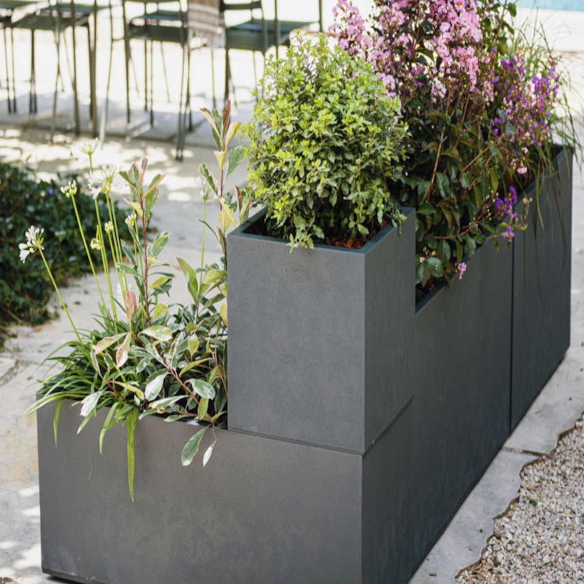 Eda Pot de fleur carré Basalt 39,5 x H.43,5 cm - Gris anthracite - Eda