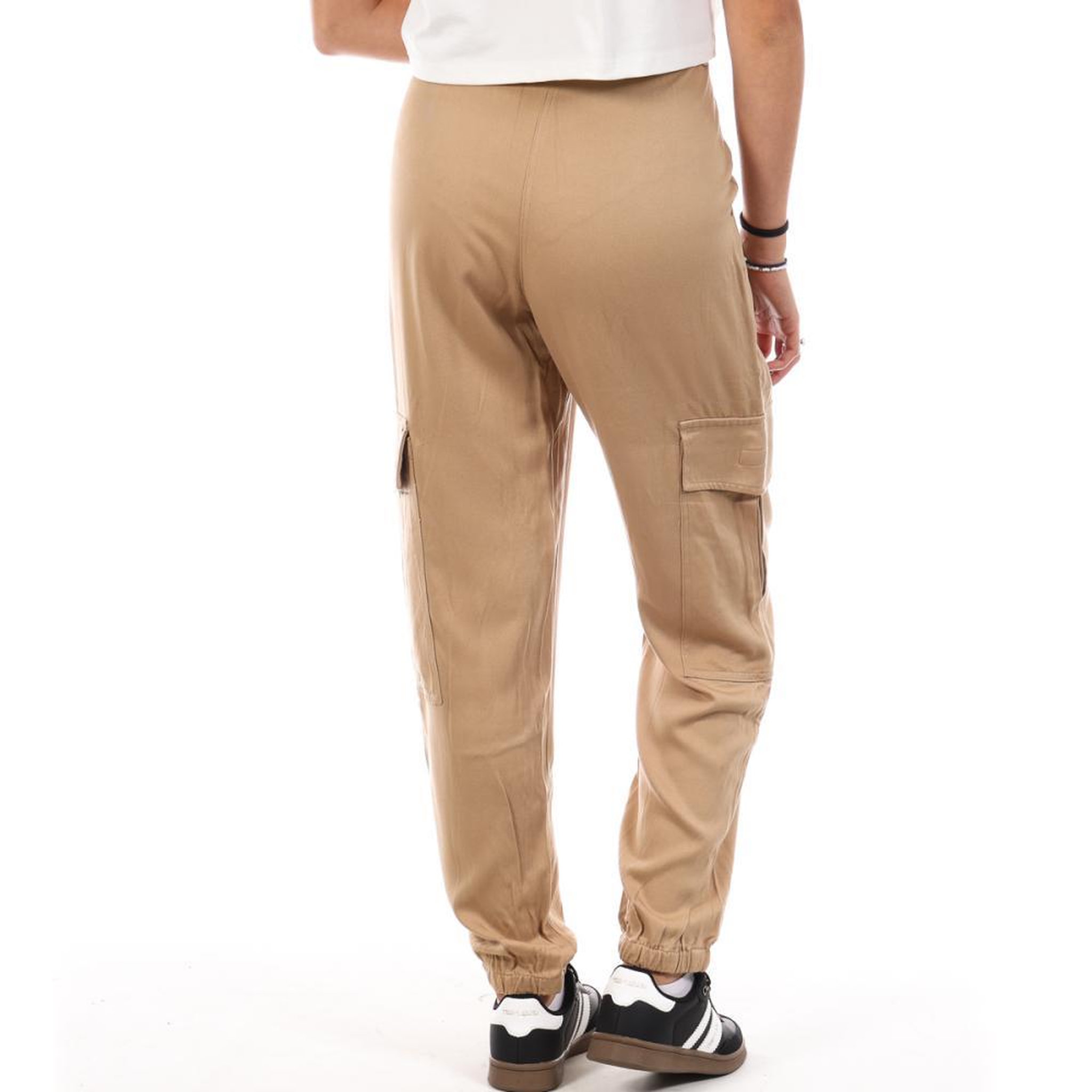 Voir la diapositive 2 : Lee Cooper Pantalon Fluide  Femme Lee Cooper Okarta