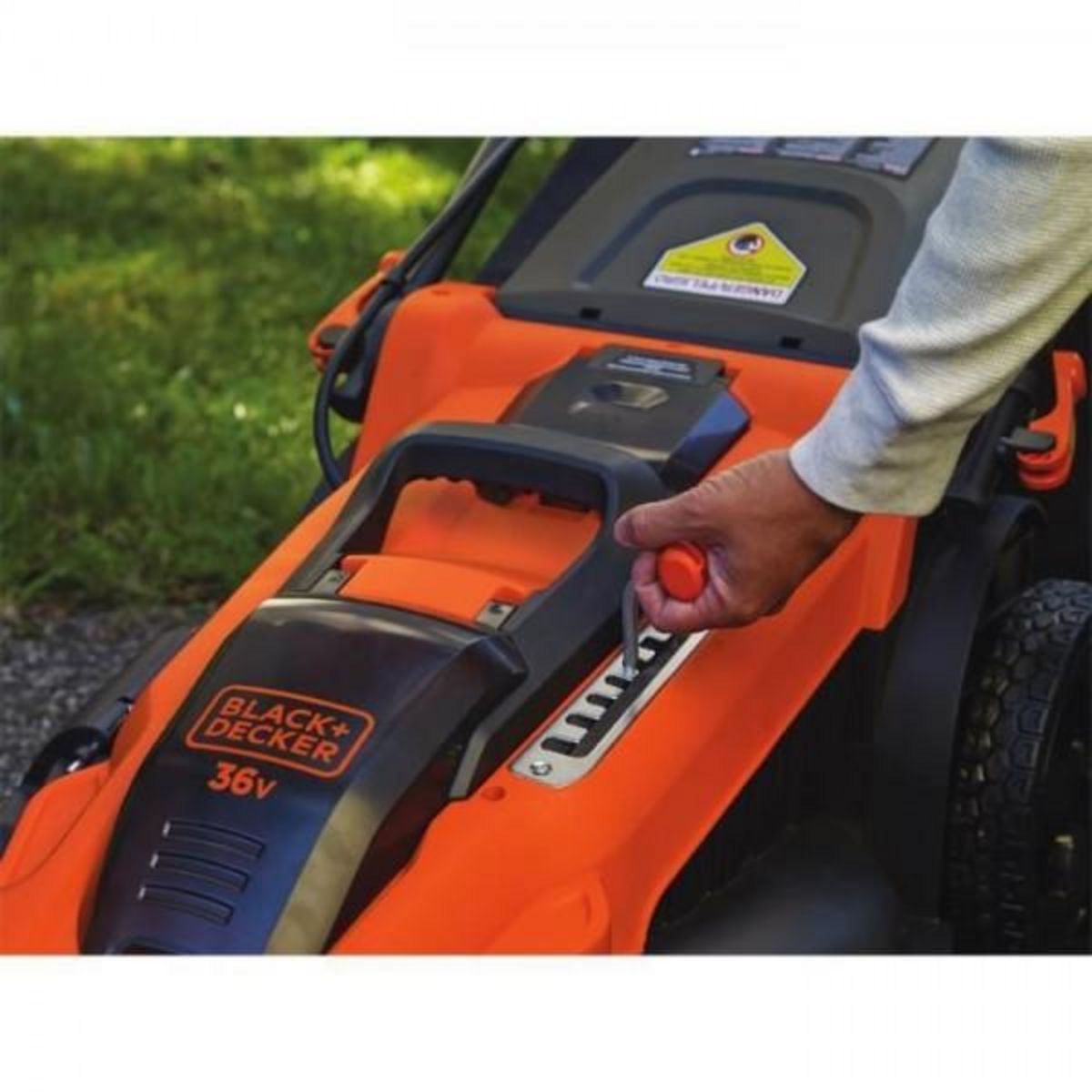 Black et Decker Tondeuse a Gazon   a Gazon Electrique Sans Fil 36V CLMA4820L2-QW - BLACK+DECKER - 7 Hauteurs Réglables - Fonction Mulching