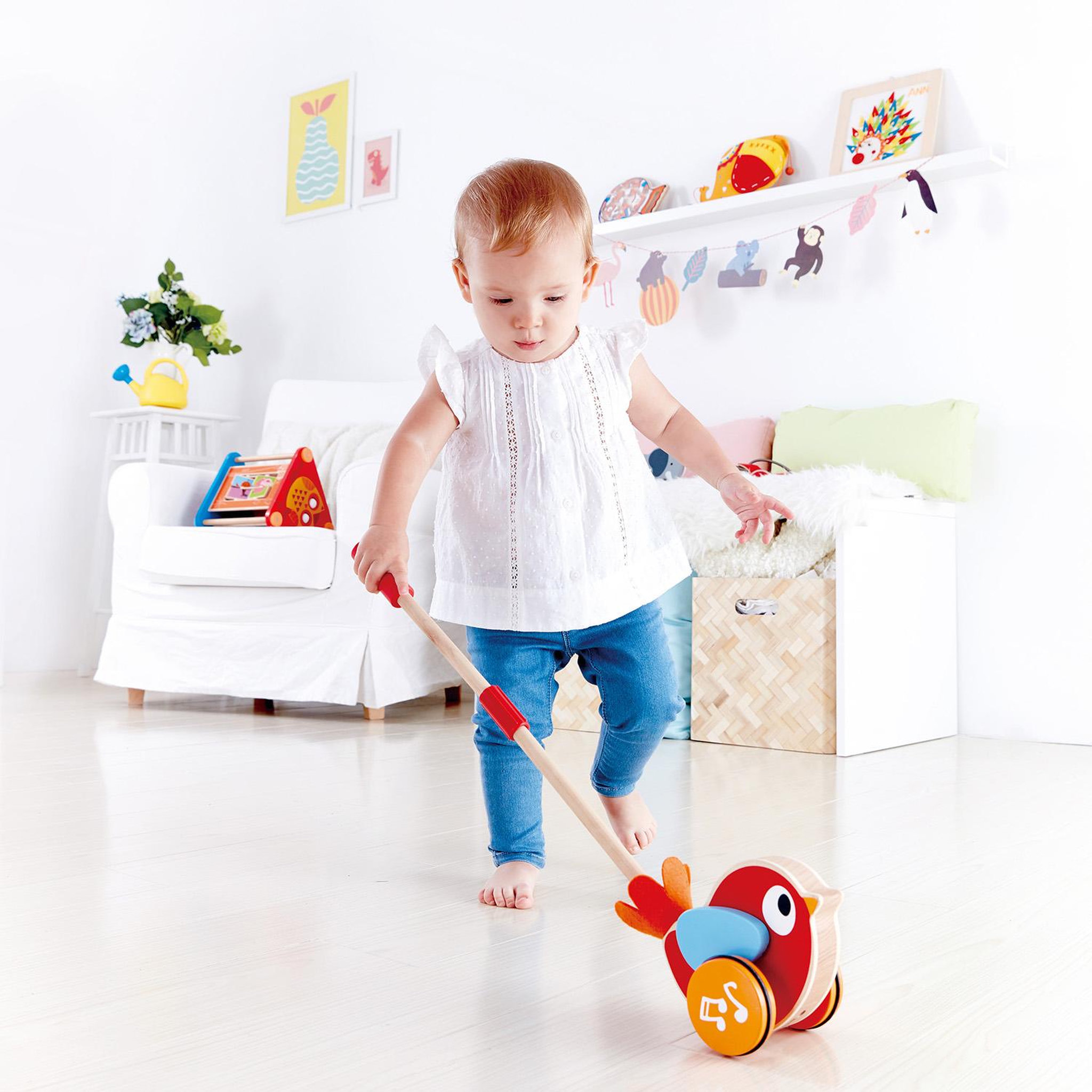 Voir la diapositive 5 : Hape Lilly musical push along