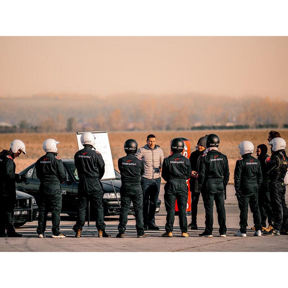 Smartbox Sensations fortes : baptême de course-poursuite et conduite 2 roues - Coffret Cadeau Sport & Aventure