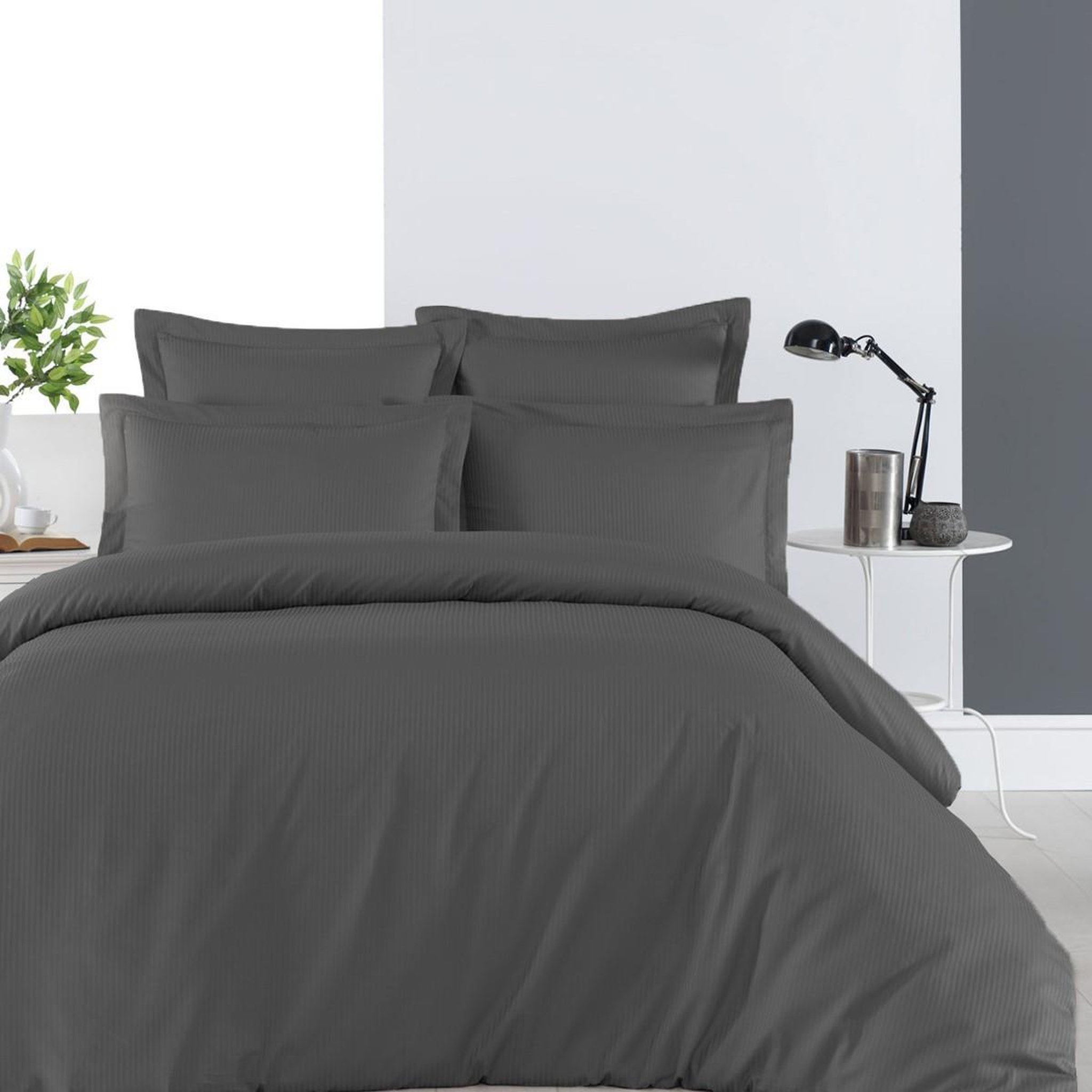 Voir la diapositive 3 : Sensei Maison Lot de 2 taies d'oreiller rayées en satin de coton 120 fils VERSALUXE