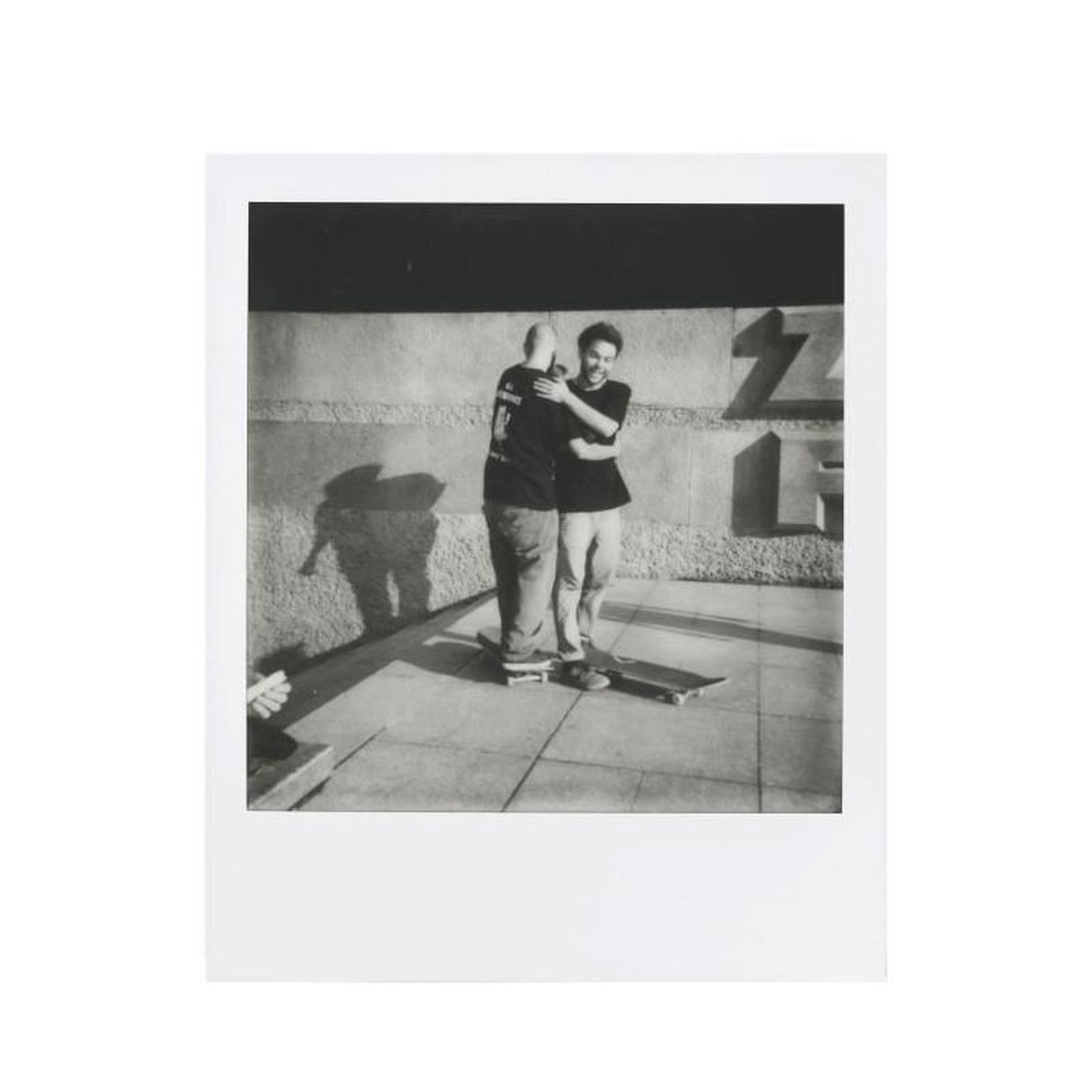 Voir la diapositive 5 : POLAROID Papier photo instantané Noir et Blanc Film iType (x8)