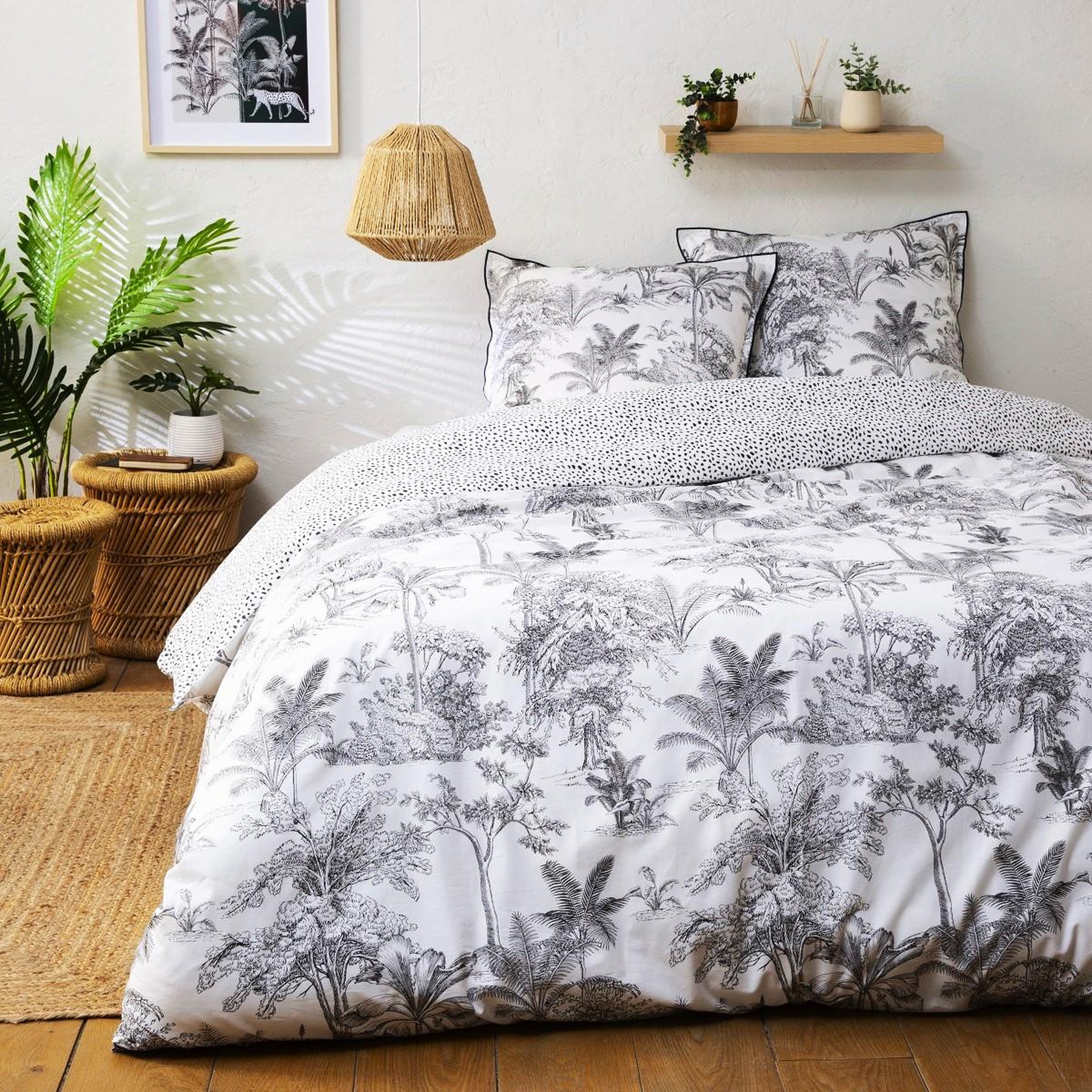 FUTURE HOME Parure de lit 2 personnes en coton 57 fils imprimé blanc. Coloris disponibles : Blanc