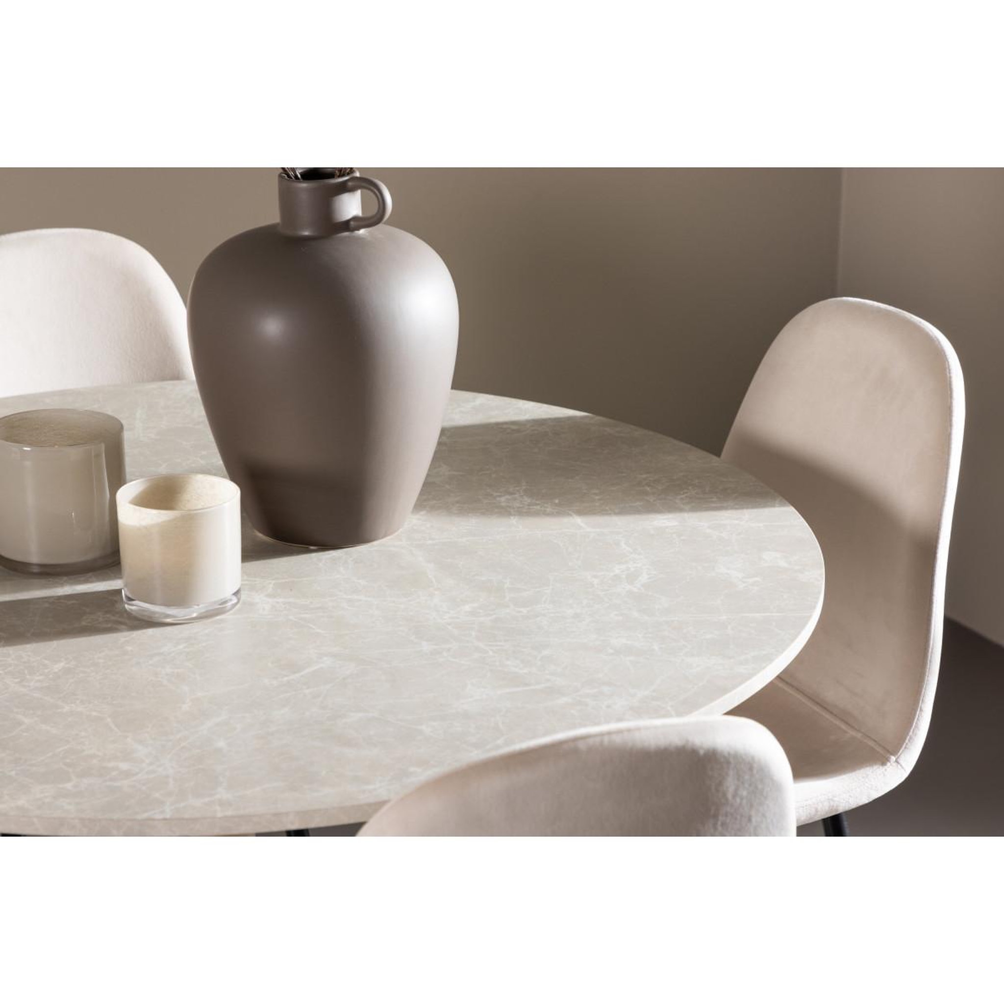 Voir la diapositive 5 : Paris Prix Ensemble table à manger & 4 chaises  lycke & polar  110cm beige