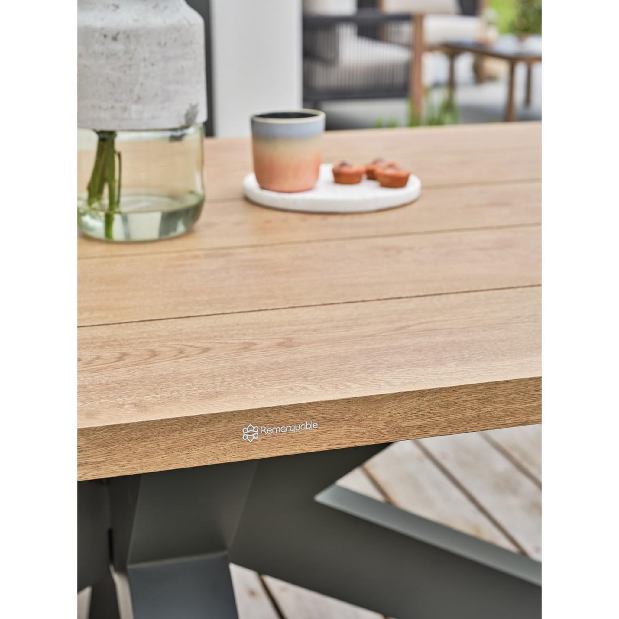 Voir la diapositive 5 : Paris Prix Table de jardin en métal  kelia  220cm anthracite & naturel