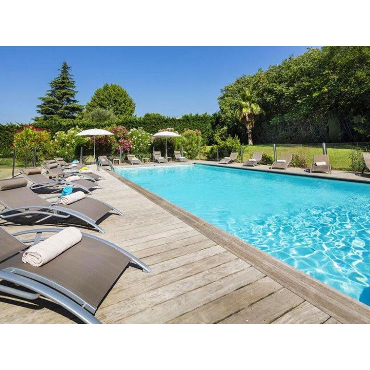 Smartbox Massage et accès à l'espace bien-être de l'hôtel 4* Best Western de Grasse - Coffret Cadeau Bien-être