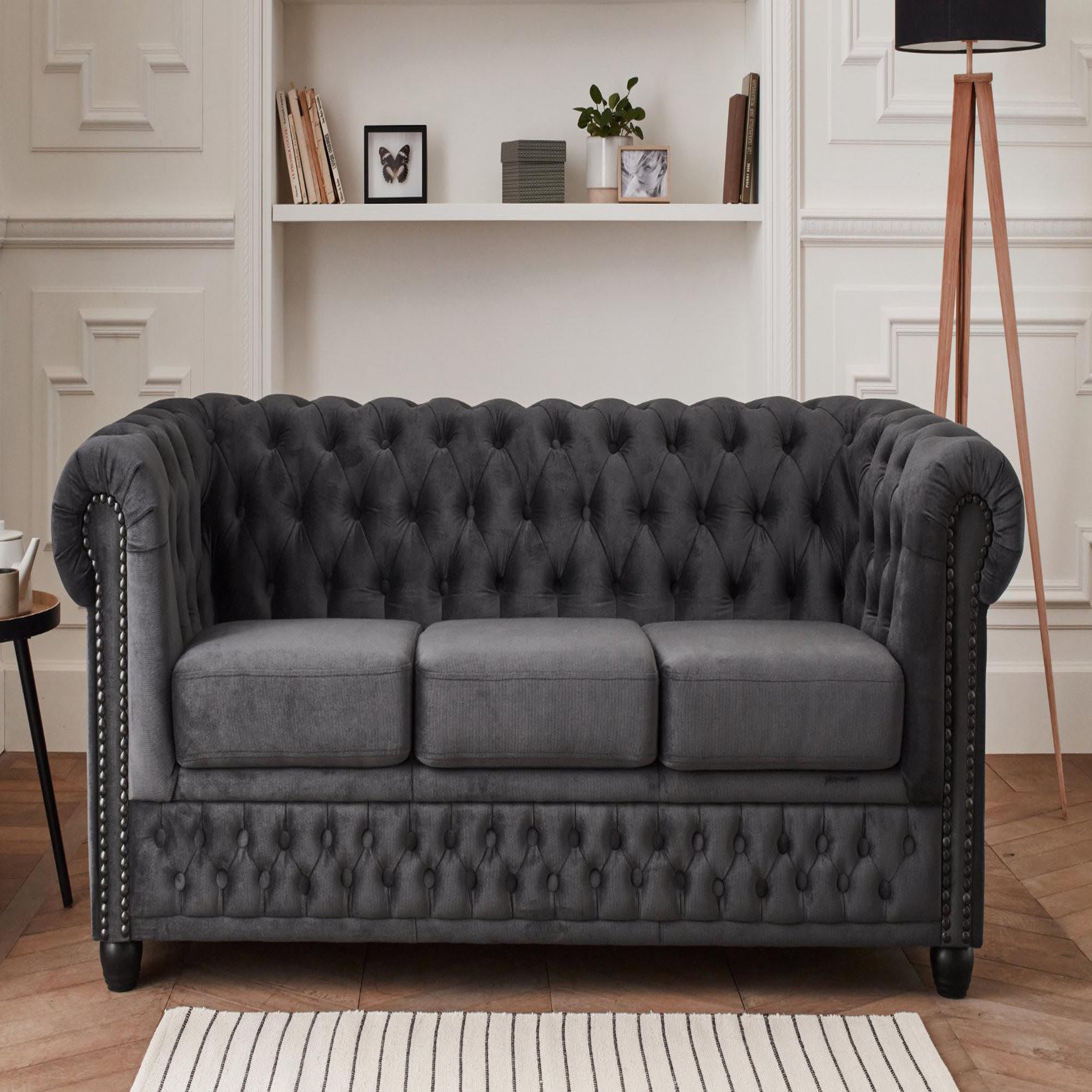 Voir la diapositive 2 : LISA DESIGN William - canapé chesterfield - 3 places - en velours