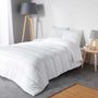 Voir la diapositive 2 : Paris Prix Oreiller en Polyester  Anti Acarien  60x60cm Blanc