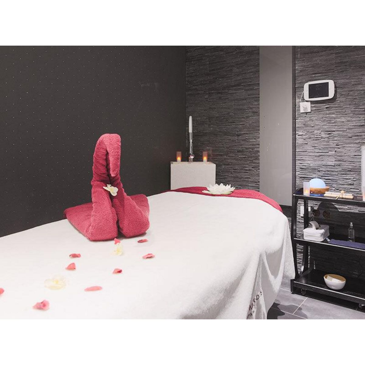 Smartbox Soin visage de 20 min et séance de masque virtuel de 10 min - Coffret Cadeau Bien-être