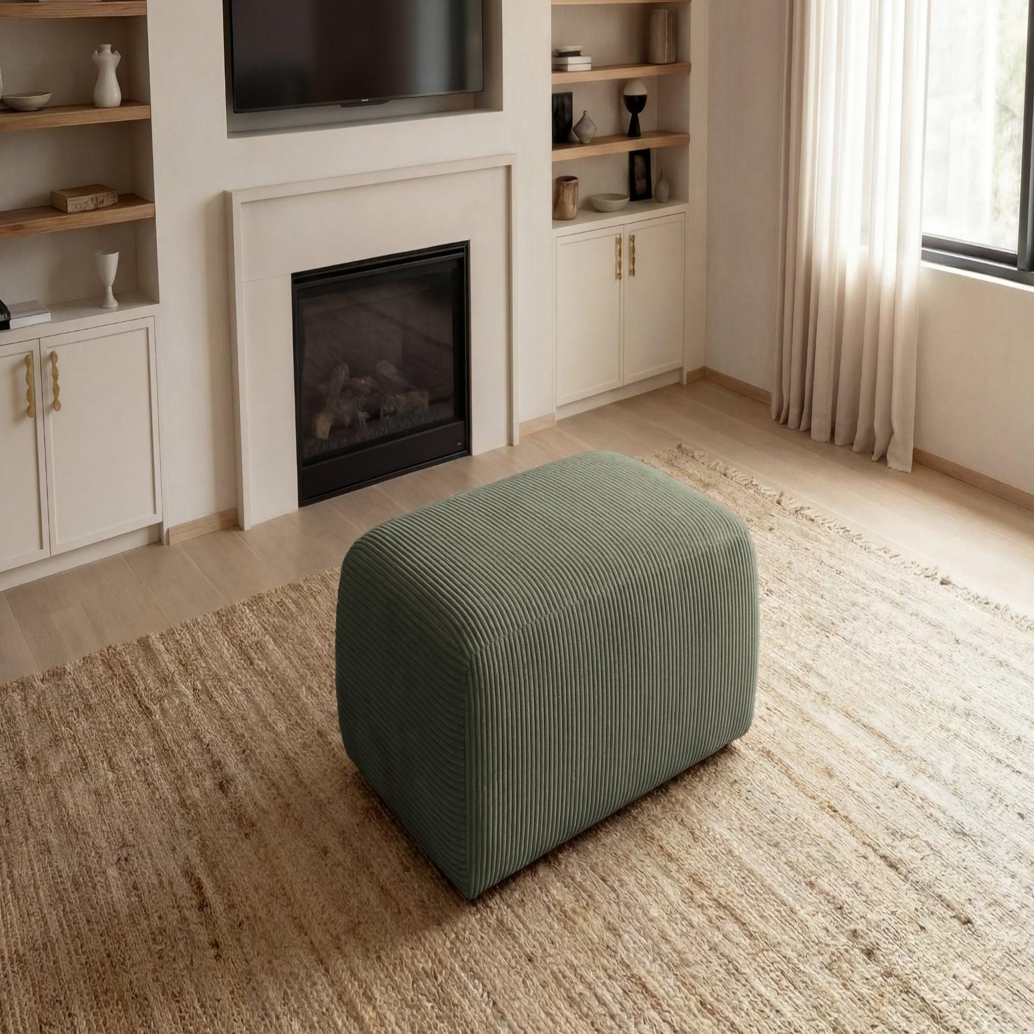 Voir la diapositive 2 : CASANOVA PARIS Sacha - pouf en velours côtelé 105x57x40