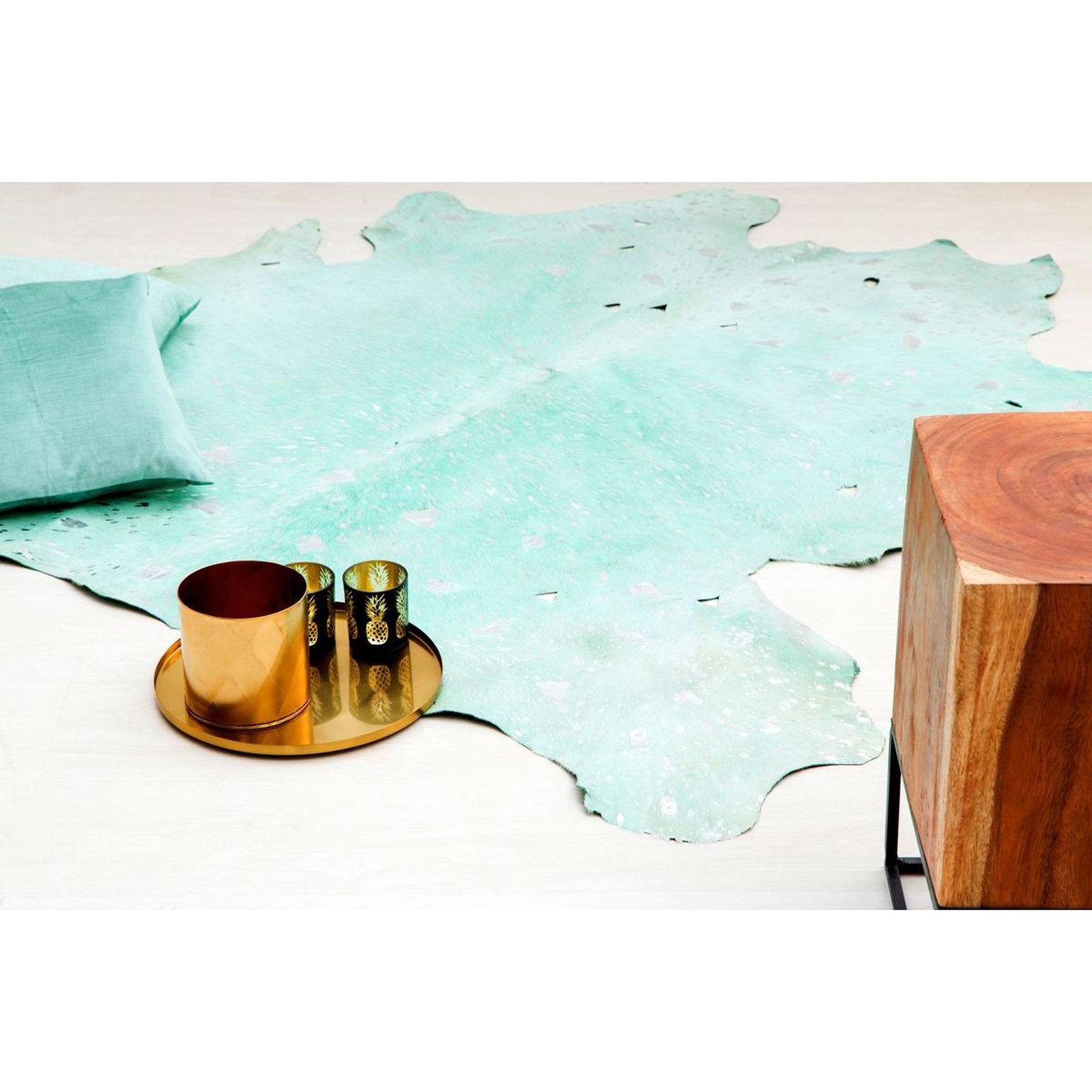Voir la diapositive 2 : Paris Prix Tapis Peau de Vache  Fly  Bleu & Argent