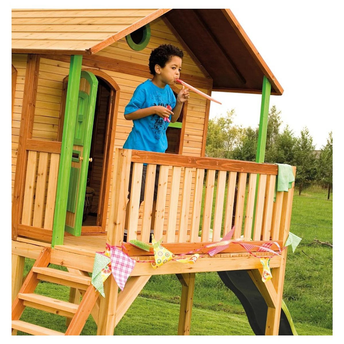 Axi House Maisonnette Sophie marron-vert toboggan vert citron