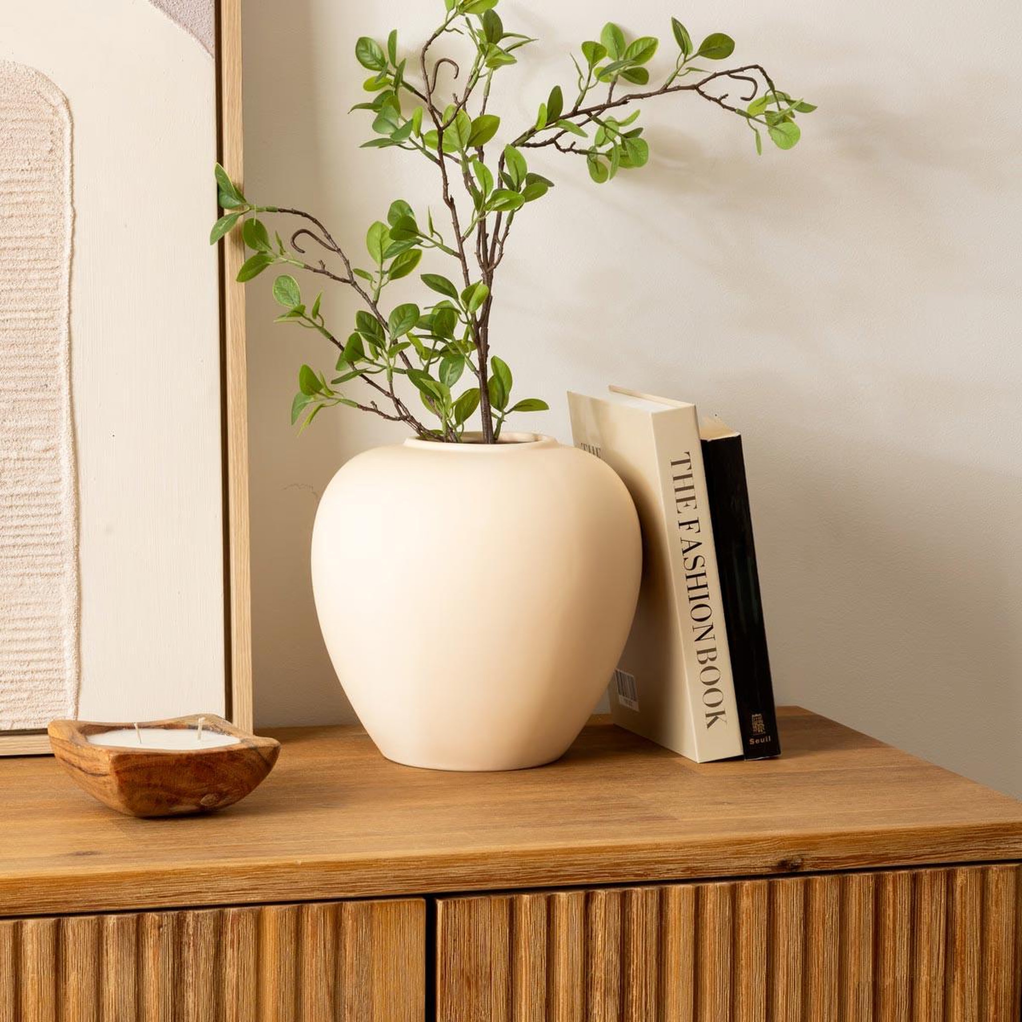 Voir la diapositive 2 : ATMOSPHERA Vase boule en dolomite  rily  22cm beige