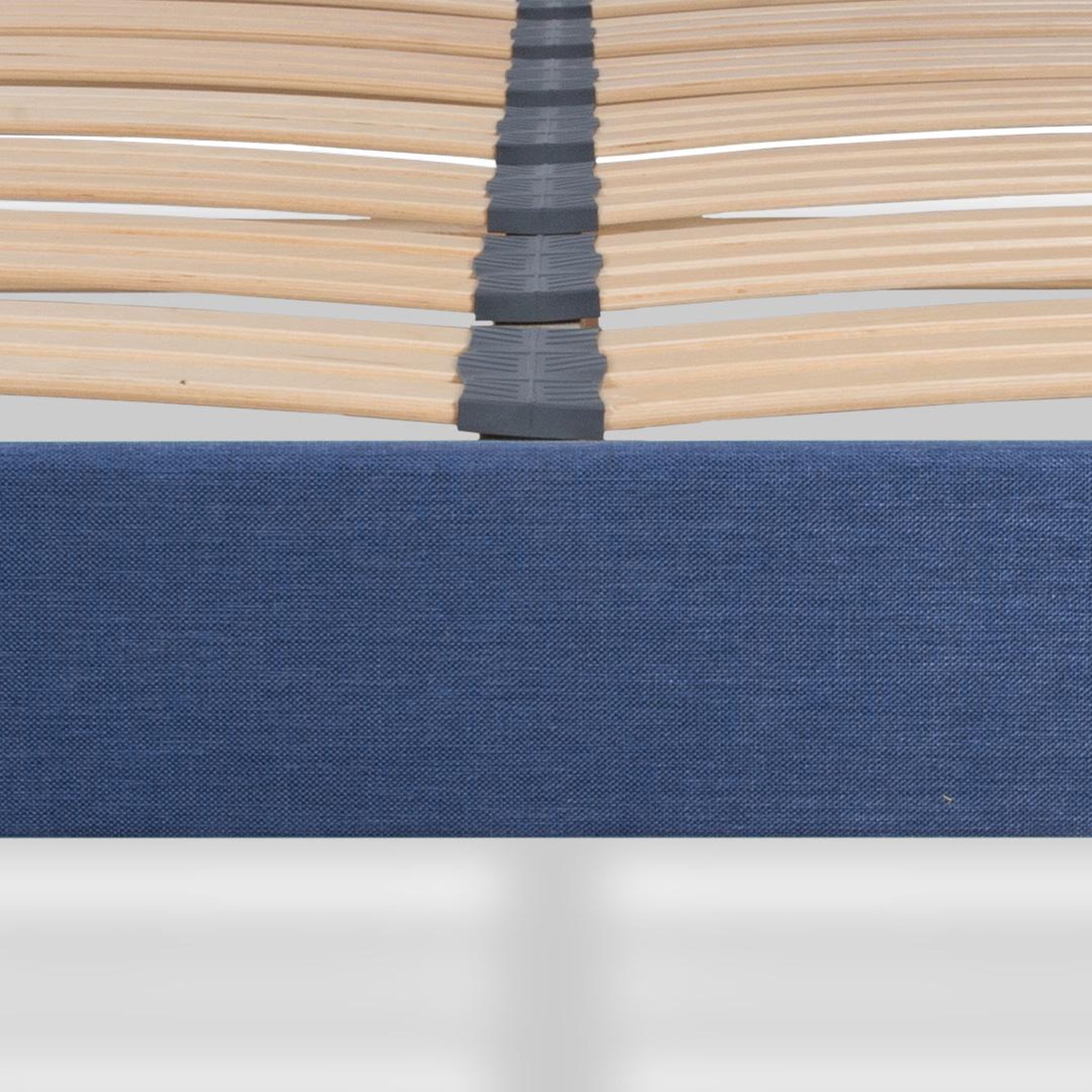 Voir la diapositive 4 : BELLECOUR Bellecour literie | sommier à lattes en bois lumiere | coloris bleu marine | livré en kit