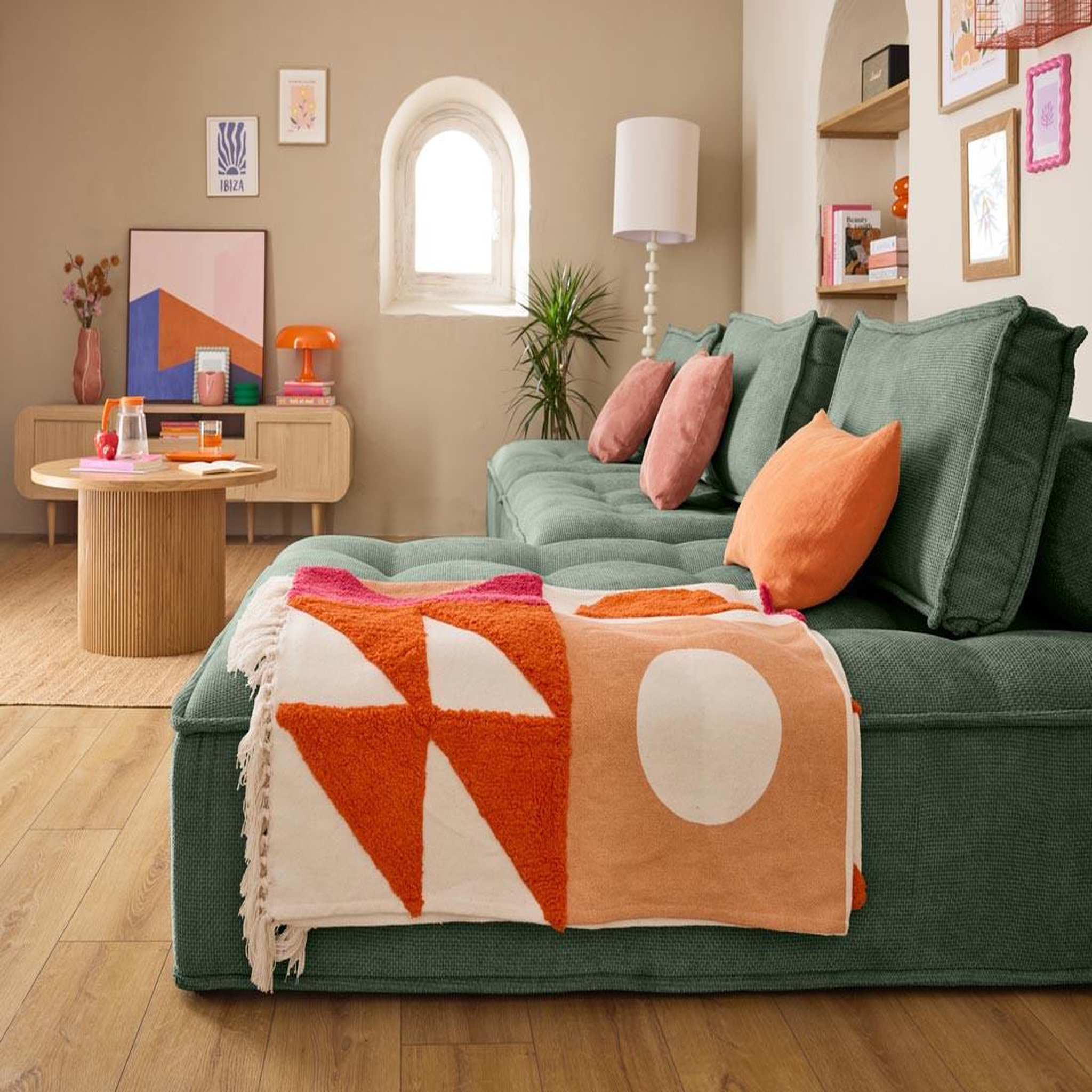 Voir la diapositive 3 : LISA DESIGN Marisol - canapé d'angle modulable 4 places - velours texturé