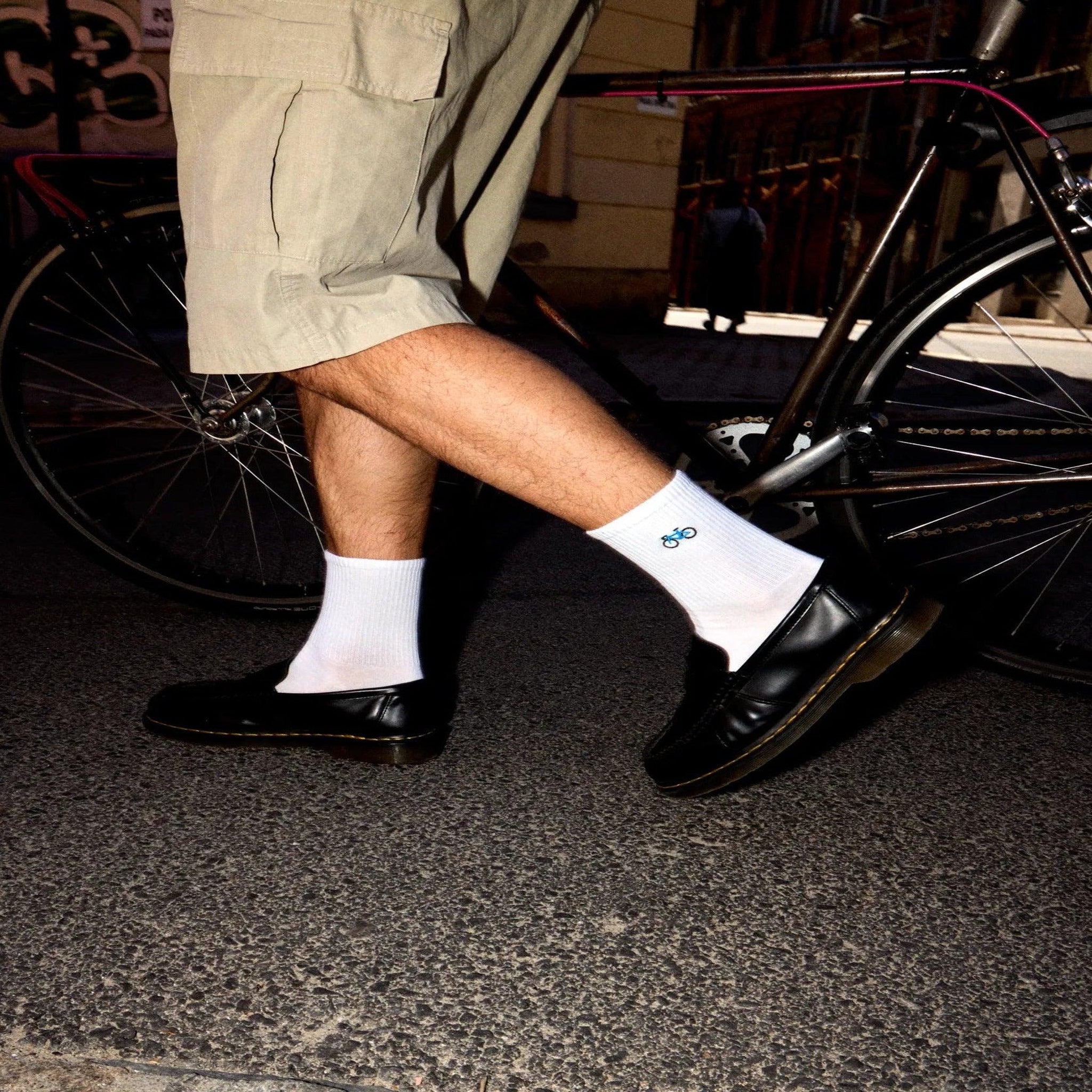 Voir la diapositive 3 : DEDOLES Chaussettes côtelées cyclisme petite reine