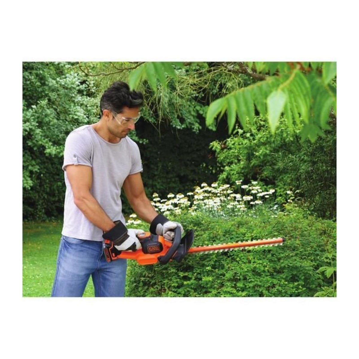 Black et Decker BLACK + DECKER Taille-haies sans fil anti-blocage GTC18452PC 18 V