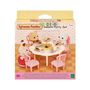 Voir la diapositive 2 : Sylvanian Families 5742  La table du gouter