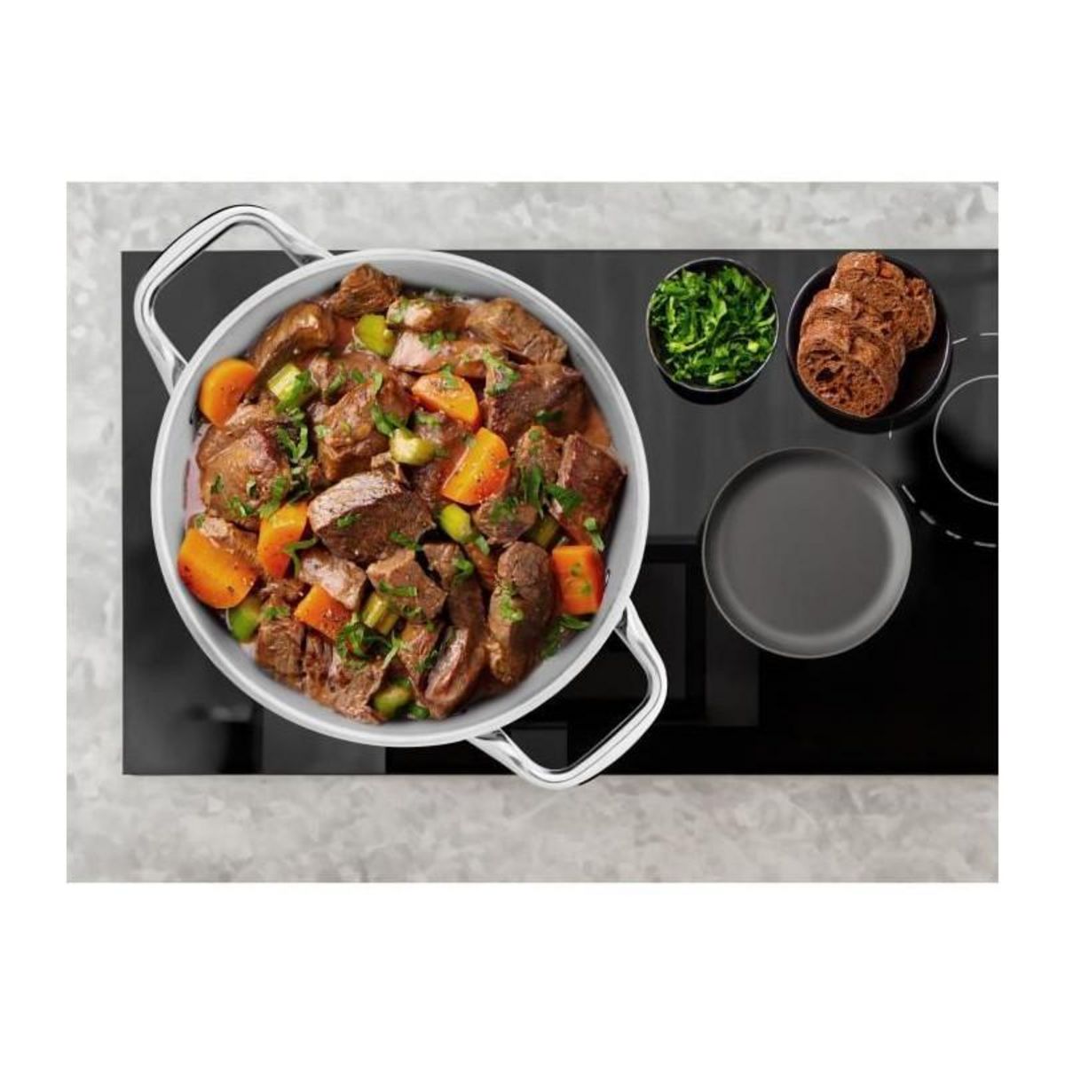 Arthur Martin AM0073 Arthur Martin Marmite 32 cm avec couvercle – Acier Inoxydable – Tous feux dont induction