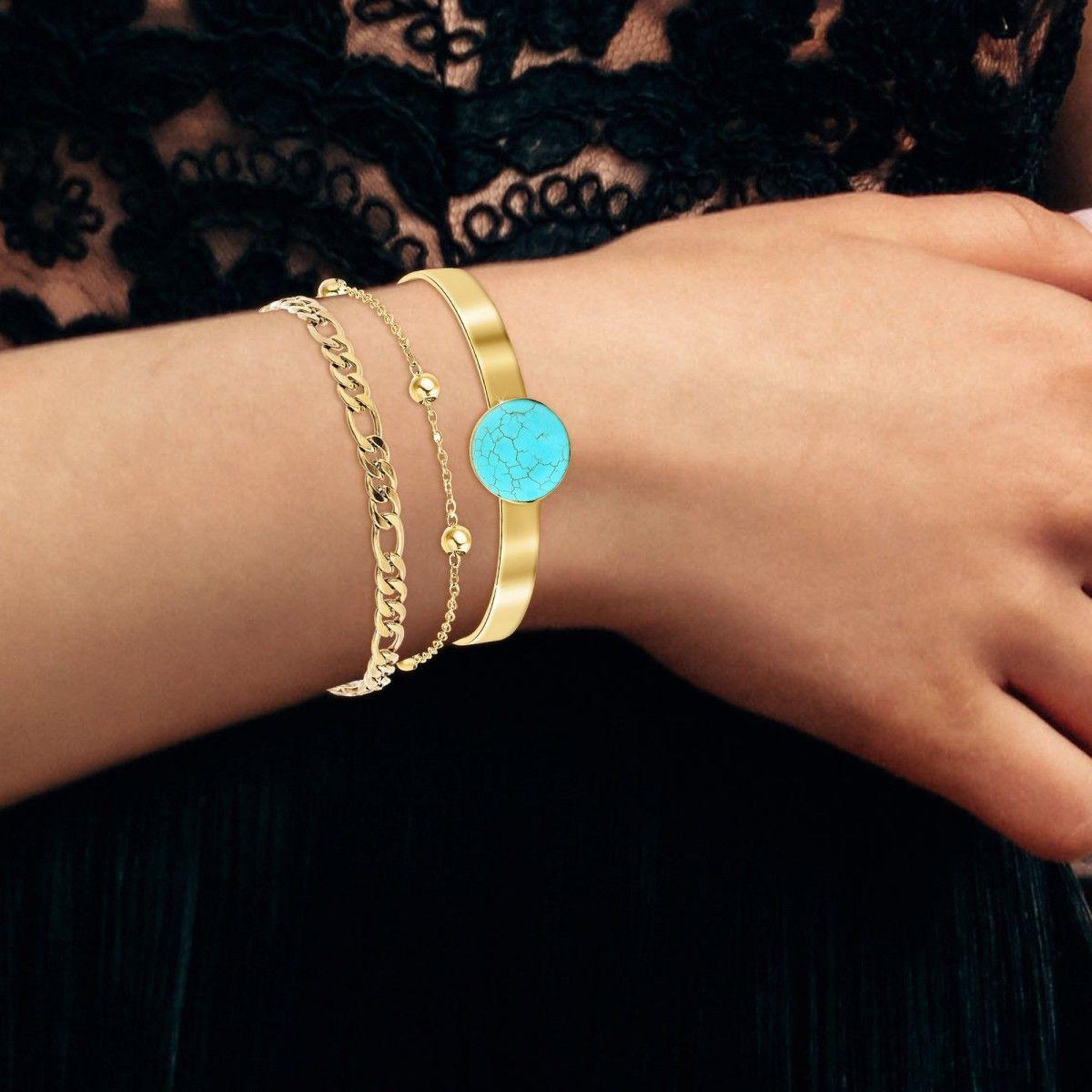 Voir la diapositive 2 : SC BOHEME Lot de 3 bracelets SC Bohème en Laiton Finement doré orné d'une pierre naturelle Turquoise