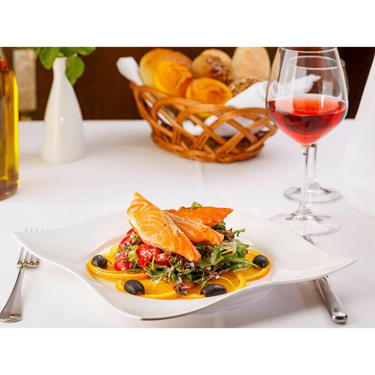 Smartbox Coffret cadeau de Noël : 1 séjour ou 1 activité pour 2 - Coffret Cadeau Multi-thèmes