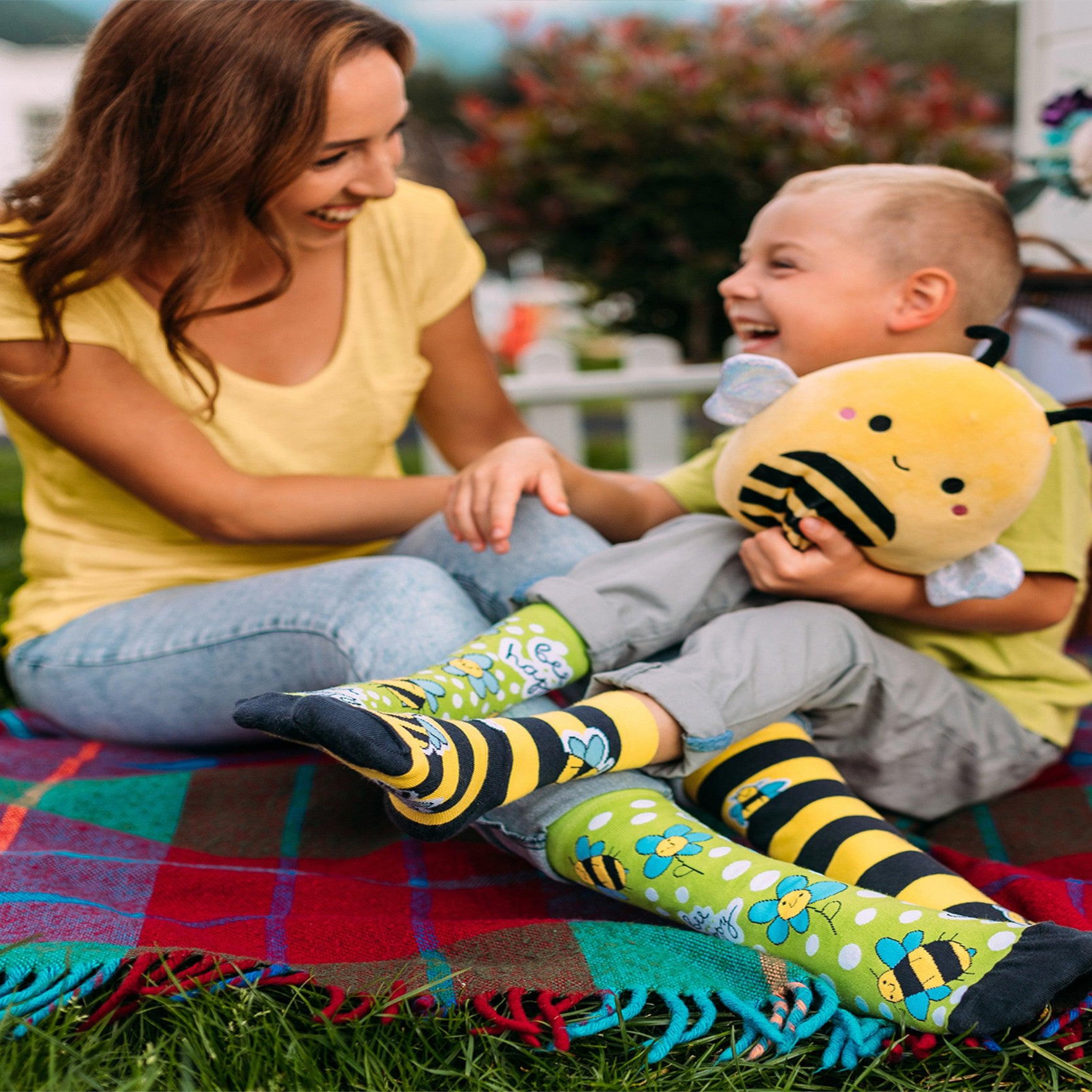 Voir la diapositive 2 : DEDOLES Chaussettes enfants abeilles butineuses