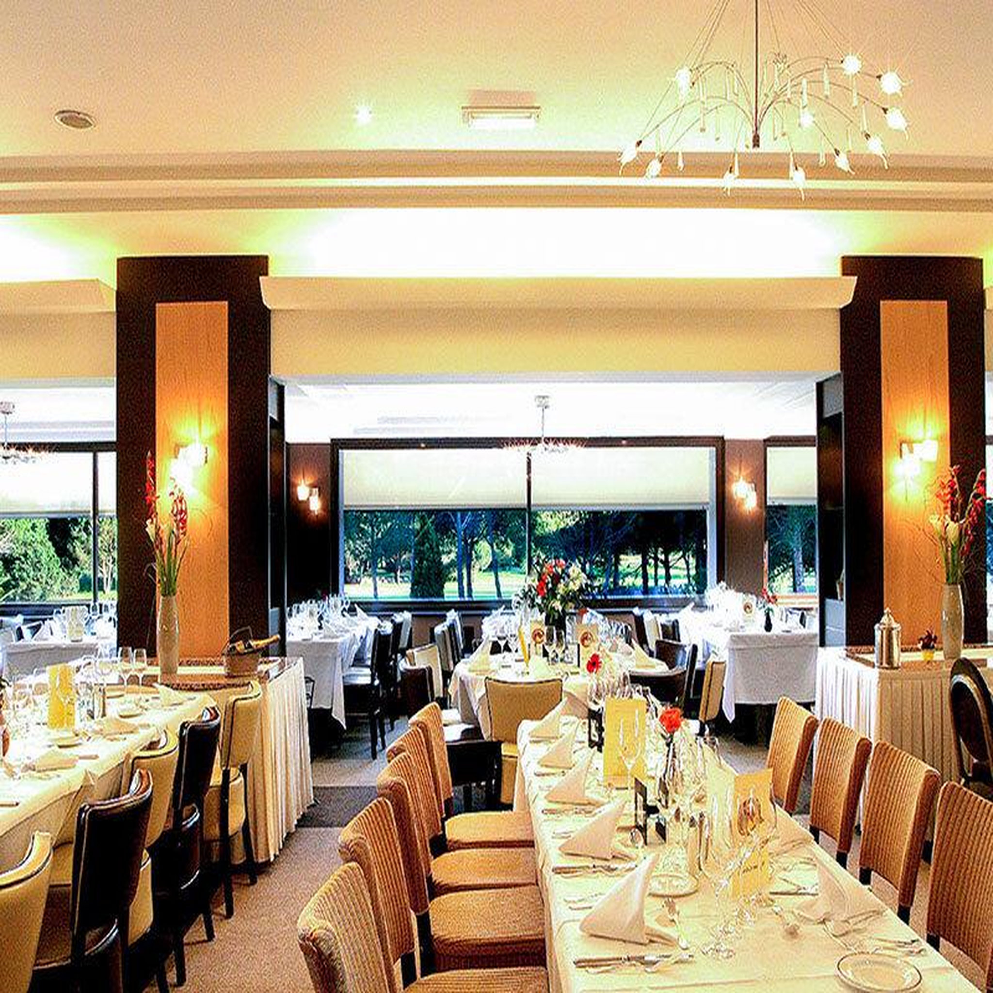 Voir la diapositive 3 : Smartbox 3 jours avec dîner, espace thermal et jetons de casino près de clermont-ferrand - coffret cadeau séjour