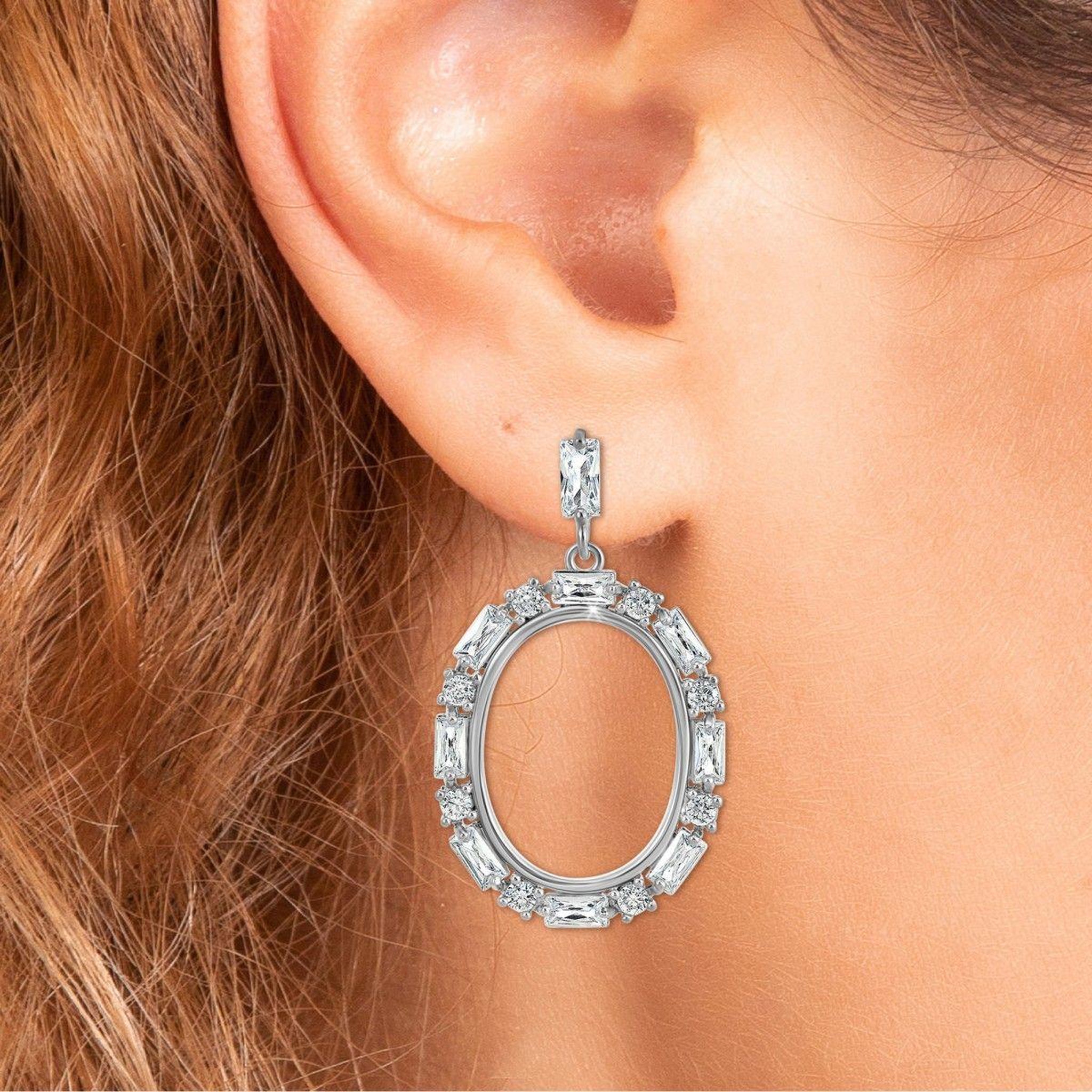 Voir la diapositive 2 : SC CRYSTAL Boucles d'oreilles SC Crystal ornées de Cristaux scintillants