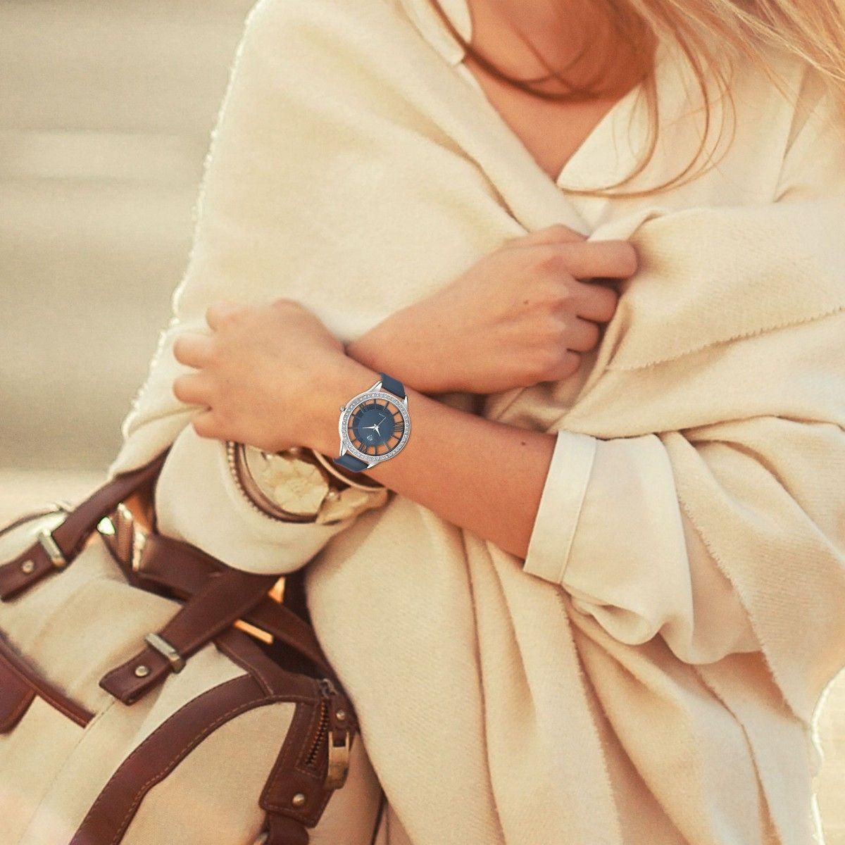 SC CRYSTAL Montre Lara SC Crystal ornée de Cristaux scintillants