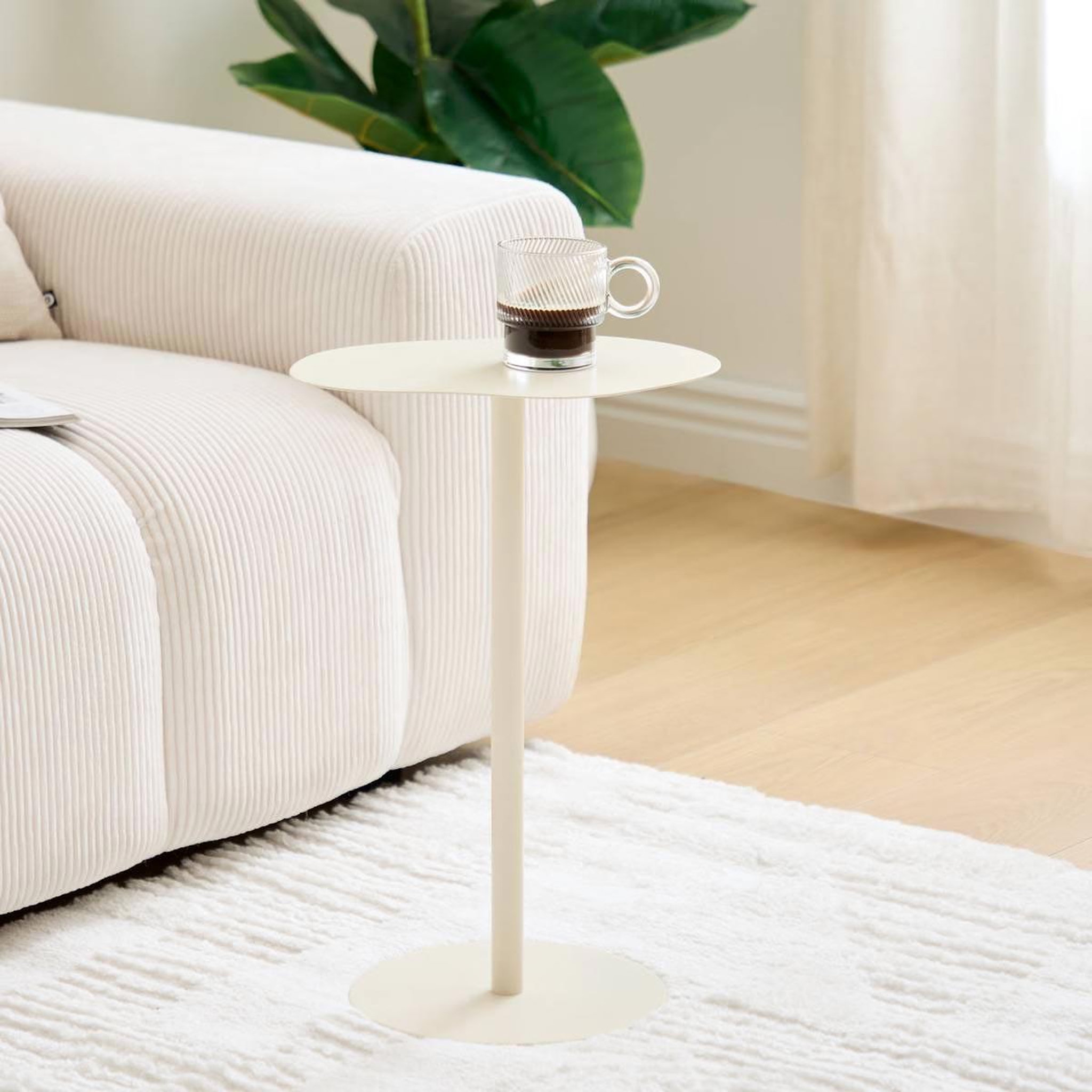 Voir la diapositive 3 : ATMOSPHERA Table d'appoint en métal  sora  50cm beige