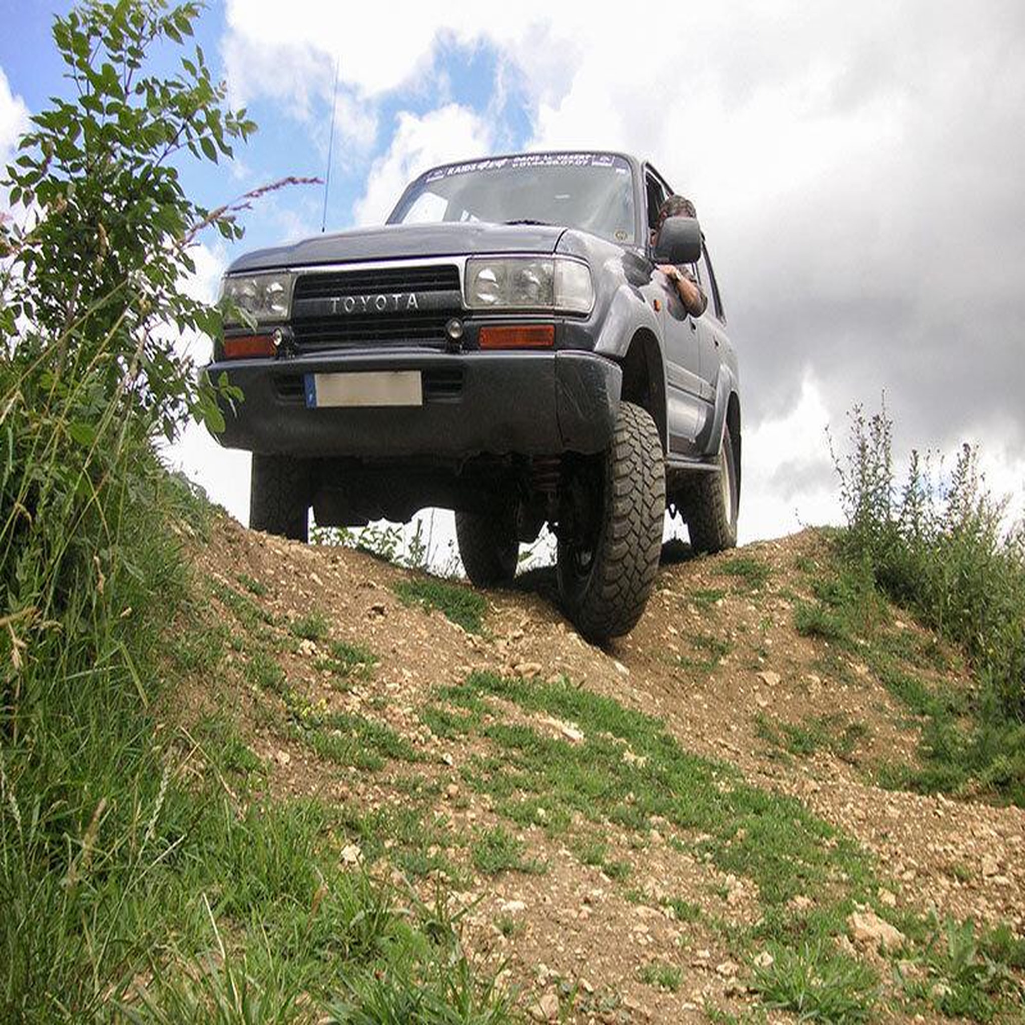 Voir la diapositive 4 : Smartbox Randonnée au volant d'un 4x4 dans la vallée de la marne - coffret cadeau sport & aventure