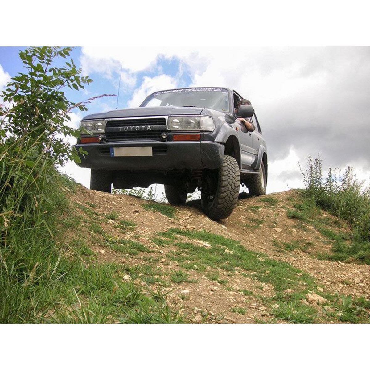 Smartbox Randonnée au volant d'un 4x4 dans la vallée de la Marne - Coffret Cadeau Sport & Aventure