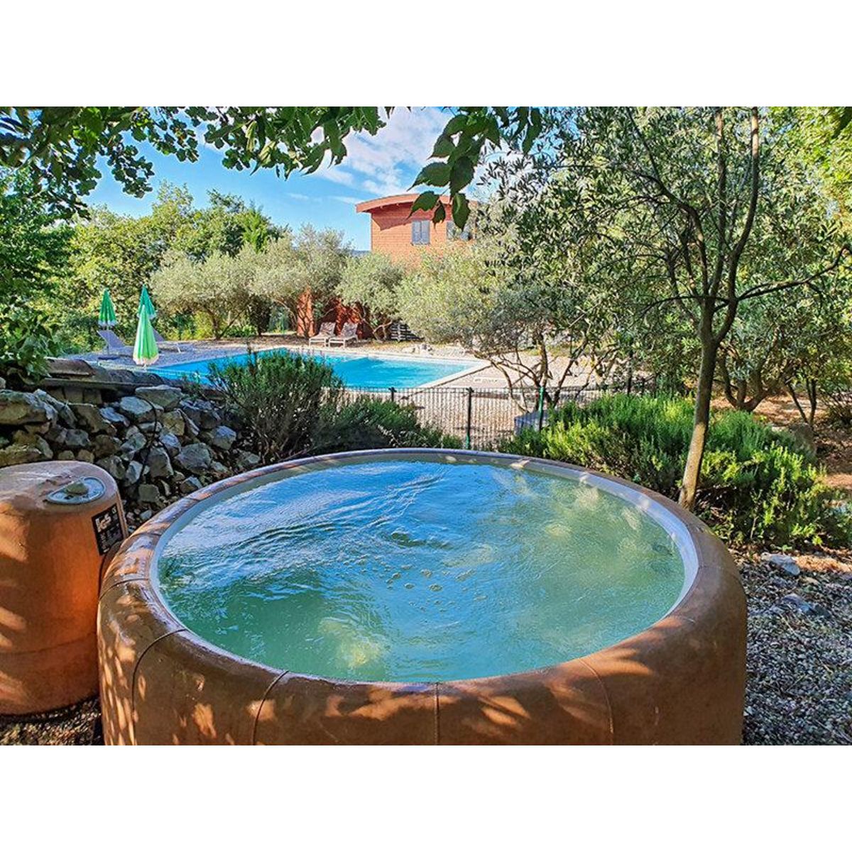 Smartbox 3 jours insolites en roulotte avec accès au spa en Ardèche - Coffret Cadeau Séjour