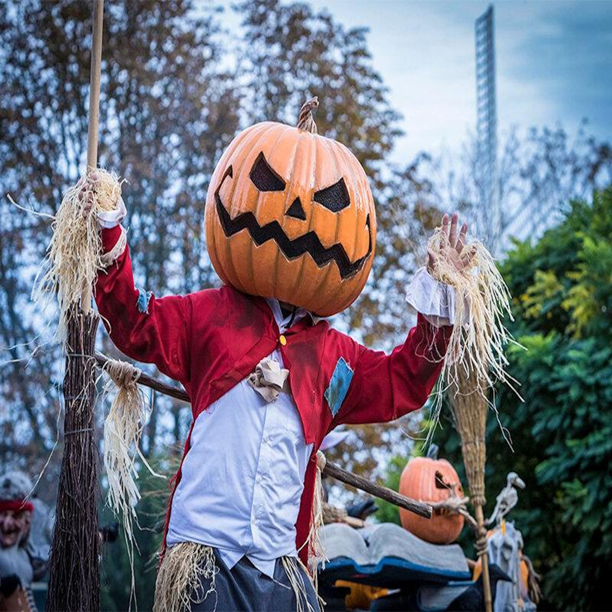 Smartbox Europa-Park 2026 en famille : 2 entrées adultes et 1 entrée enfant pour deux jours en haute saison - Coffret Cadeau Sport & Aventure