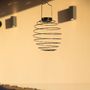 Voir la diapositive 4 : Lumisky Suspension solaire spirale ORION Noir Acier H37cm