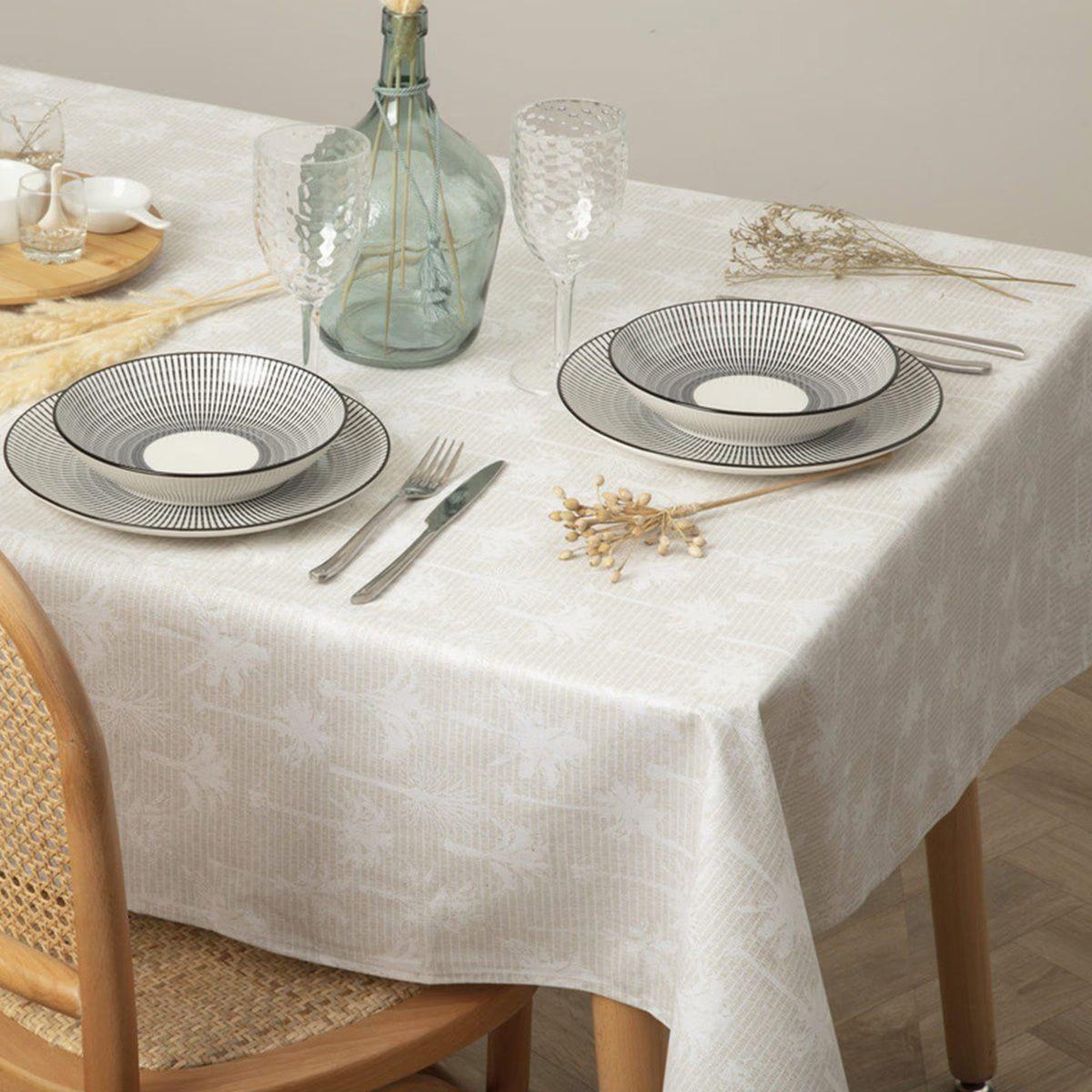 Voir la diapositive 2 : ATMOSPHERA Nappe enduite imprimée  lila  150x250cm lin & blanc