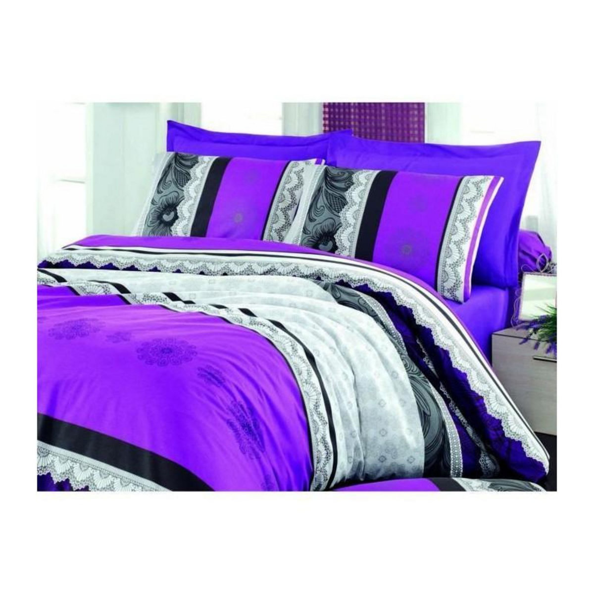 GENERIQUE Parure de lit - 1 housse de couette 220 x 240 cm + 2 taies d'oreiller 60 x 60 cm - 100% coton renforcé - Lilas