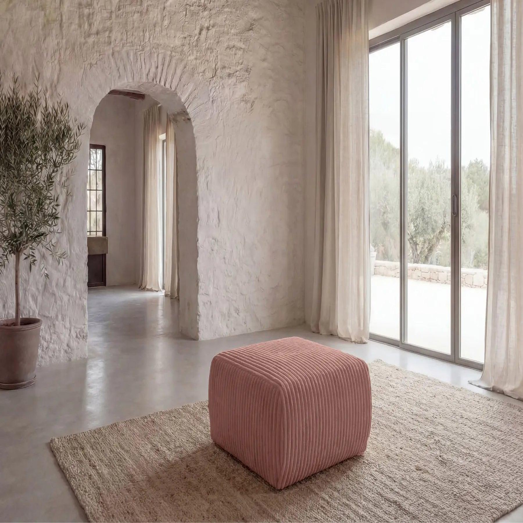 Voir la diapositive 4 : CASANOVA PARIS Elio - pouf velours côtelé