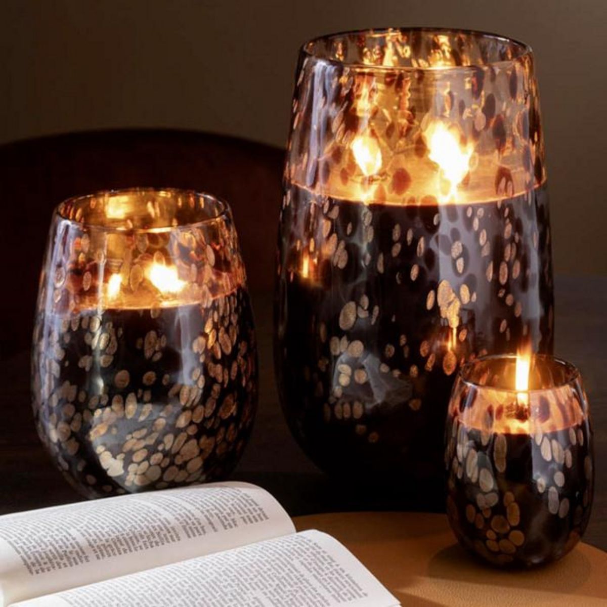 Paris Prix Bougie Parfumée  Laura  13cm Leather & Leaves