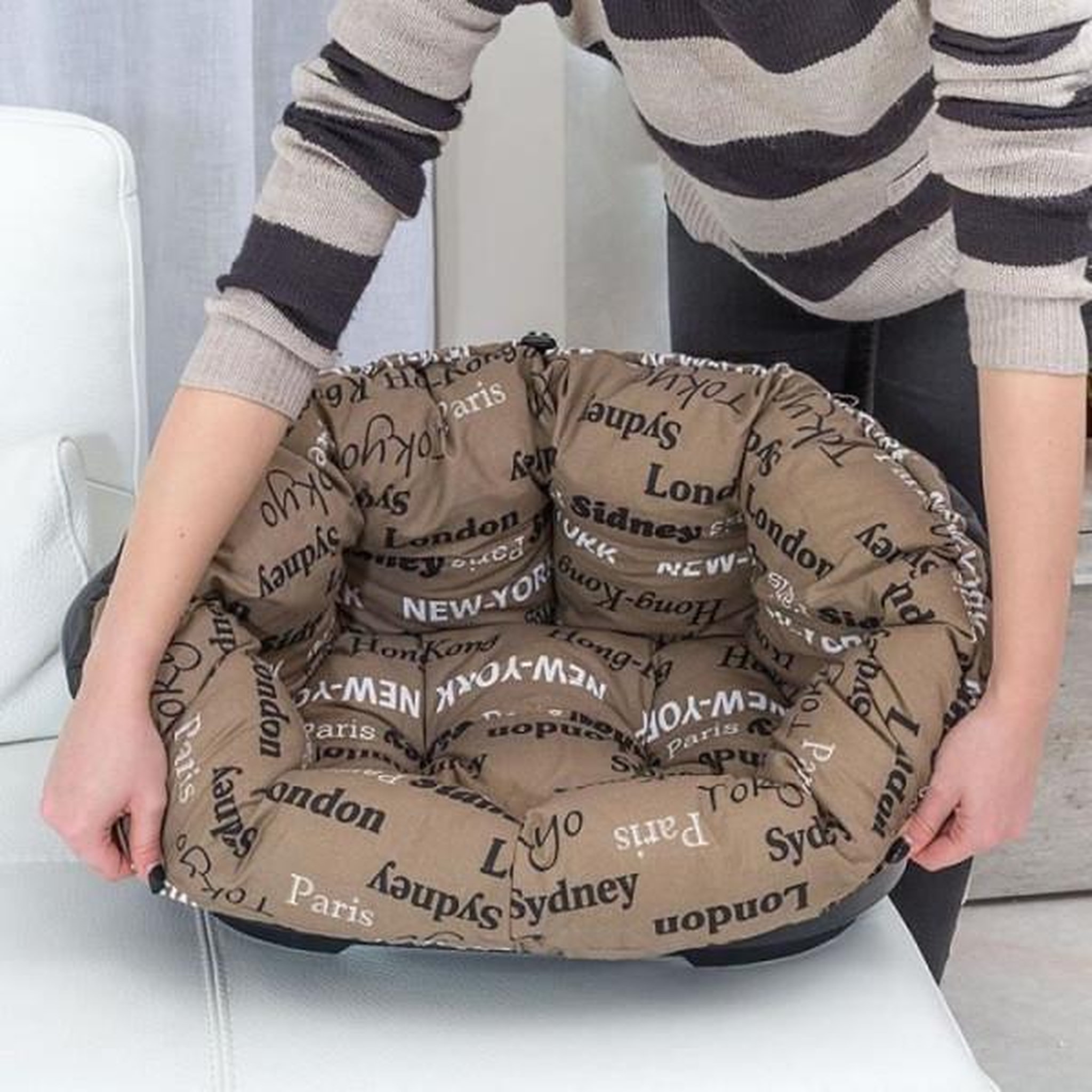 Voir la diapositive 4 : Ferplast Corbeille sofa 4 - celeste - small - ovale - intérieur - coussin séparable