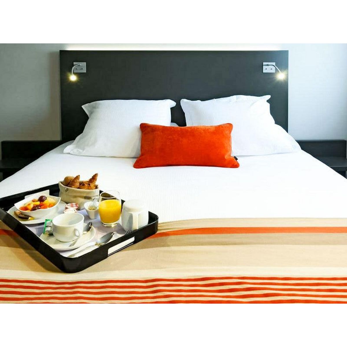 Smartbox 2 jours en chambre Deluxe avec dîner et accès à l'espace spa en hôtel 4* proche de Lyon - Coffret Cadeau Séjour