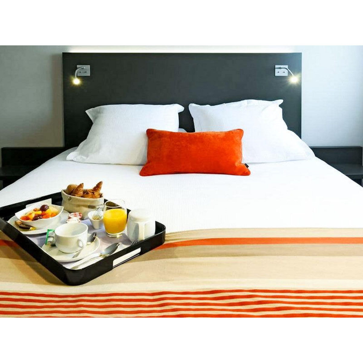 Smartbox 2 jours en chambre Deluxe avec dîner et accès à l'espace spa en hôtel 4* proche de Lyon - Coffret Cadeau Séjour